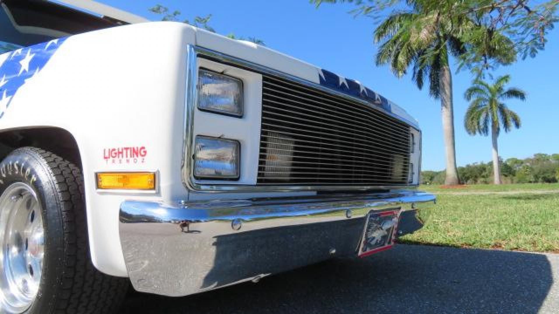 1986 White /Black Chevrolet Silverado 1500 Custom Deluxe 2WD (2GCDC14H5G1) with an 5.0L V8 OHV engine, located at 4301 Oak Circle #19, Boca Raton, FL, 33431, (954) 561-2499, 26.388861, -80.084038 - You are looking at an Absolutely Stunning Show Winning 1986 Chevy C10 Stepside that had a frame off restoration. This is a highly decorated show truck that has won many trophies across many different categories. It's radical and turns heads everywhere. This truck went through a highly meticulous fra - Photo#43