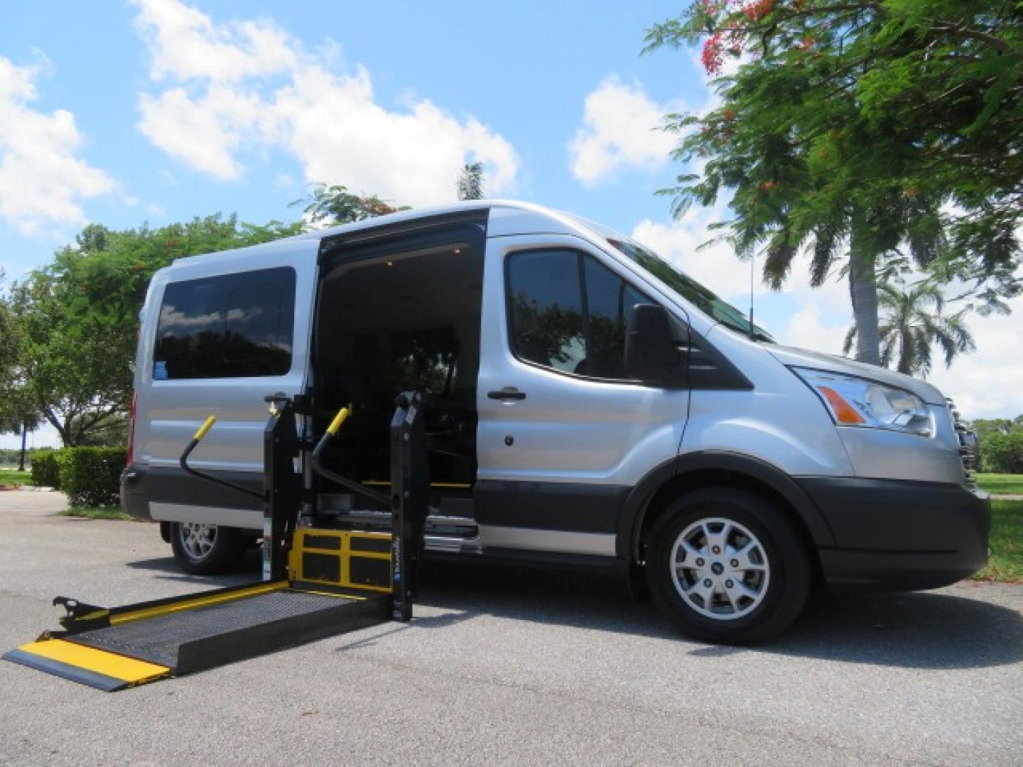 2015 Silver Ford Transit 350 Wagon Low Roof XL 60/40 Pass. 148-in. WB (1FBAX2CM3FK) with an 3.7L V6 DOHC 24V engine, 6-Speed Automatic transmission, located at 4301 Oak Circle #19, Boca Raton, FL, 33431, (954) 561-2499, 26.388861, -80.084038 - Photo#0