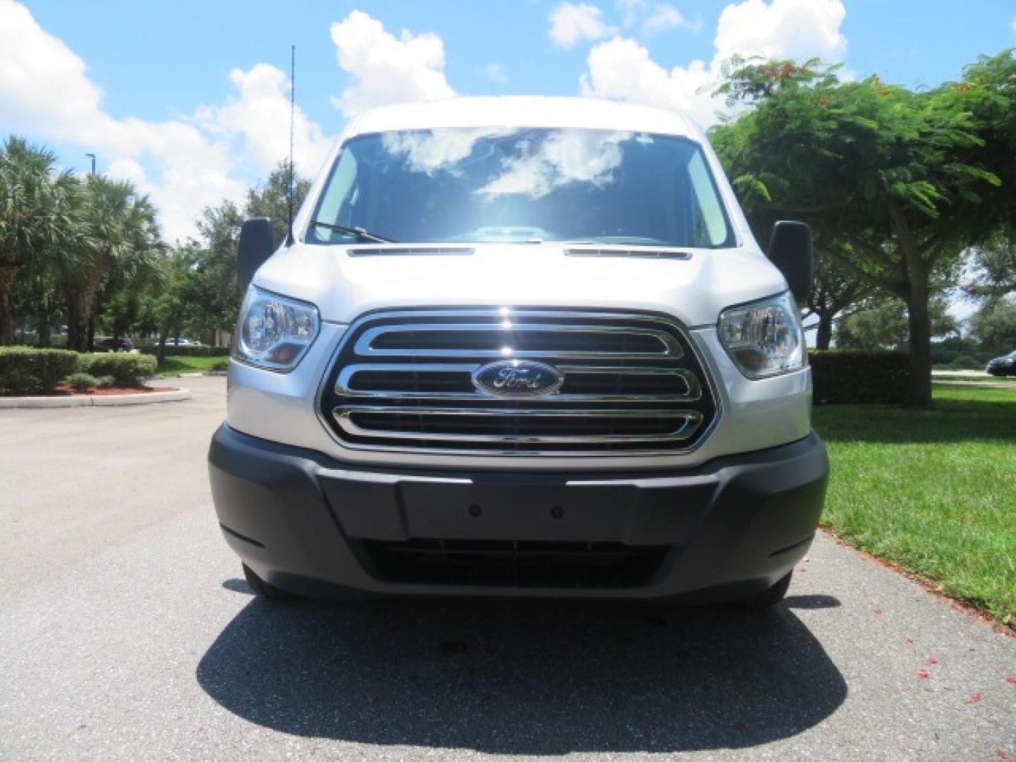 2015 Silver Ford Transit 350 Wagon Low Roof XL 60/40 Pass. 148-in. WB (1FBAX2CM3FK) with an 3.7L V6 DOHC 24V engine, 6-Speed Automatic transmission, located at 4301 Oak Circle #19, Boca Raton, FL, 33431, (954) 561-2499, 26.388861, -80.084038 - Photo#9