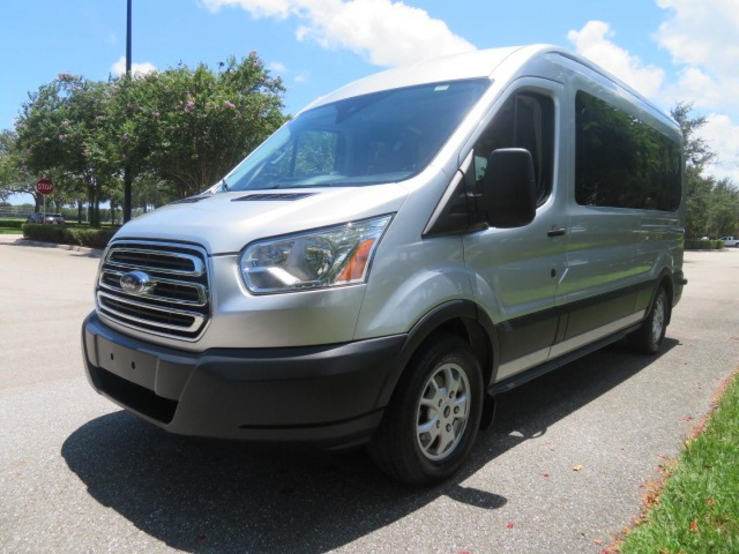 2015 Silver Ford Transit 350 Wagon Low Roof XL 60/40 Pass. 148-in. WB (1FBAX2CM3FK) with an 3.7L V6 DOHC 24V engine, 6-Speed Automatic transmission, located at 4301 Oak Circle #19, Boca Raton, FL, 33431, (954) 561-2499, 26.388861, -80.084038 - Photo#10