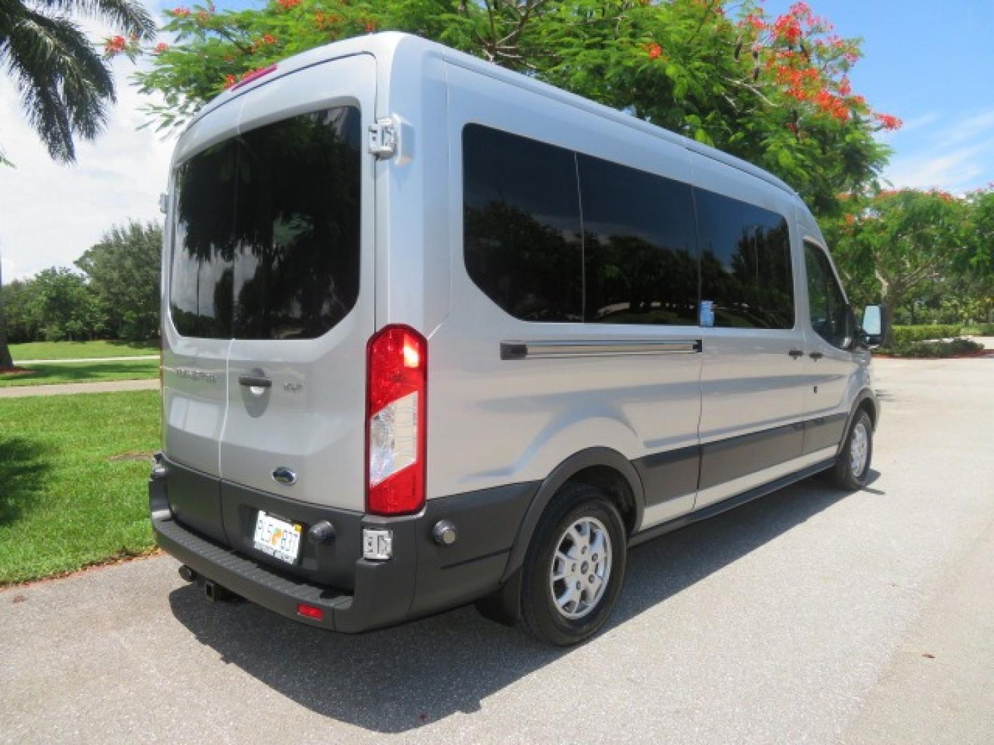 2015 Silver Ford Transit 350 Wagon Low Roof XL 60/40 Pass. 148-in. WB (1FBAX2CM3FK) with an 3.7L V6 DOHC 24V engine, 6-Speed Automatic transmission, located at 4301 Oak Circle #19, Boca Raton, FL, 33431, (954) 561-2499, 26.388861, -80.084038 - Photo#15