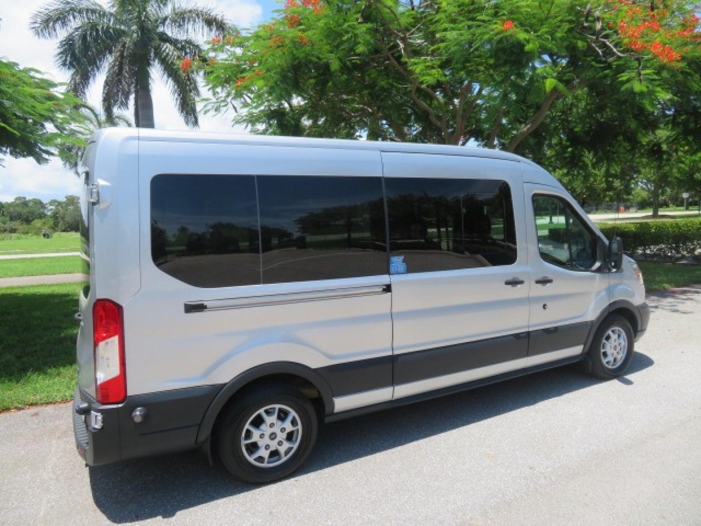 2015 Silver Ford Transit 350 Wagon Low Roof XL 60/40 Pass. 148-in. WB (1FBAX2CM3FK) with an 3.7L V6 DOHC 24V engine, 6-Speed Automatic transmission, located at 4301 Oak Circle #19, Boca Raton, FL, 33431, (954) 561-2499, 26.388861, -80.084038 - Photo#25