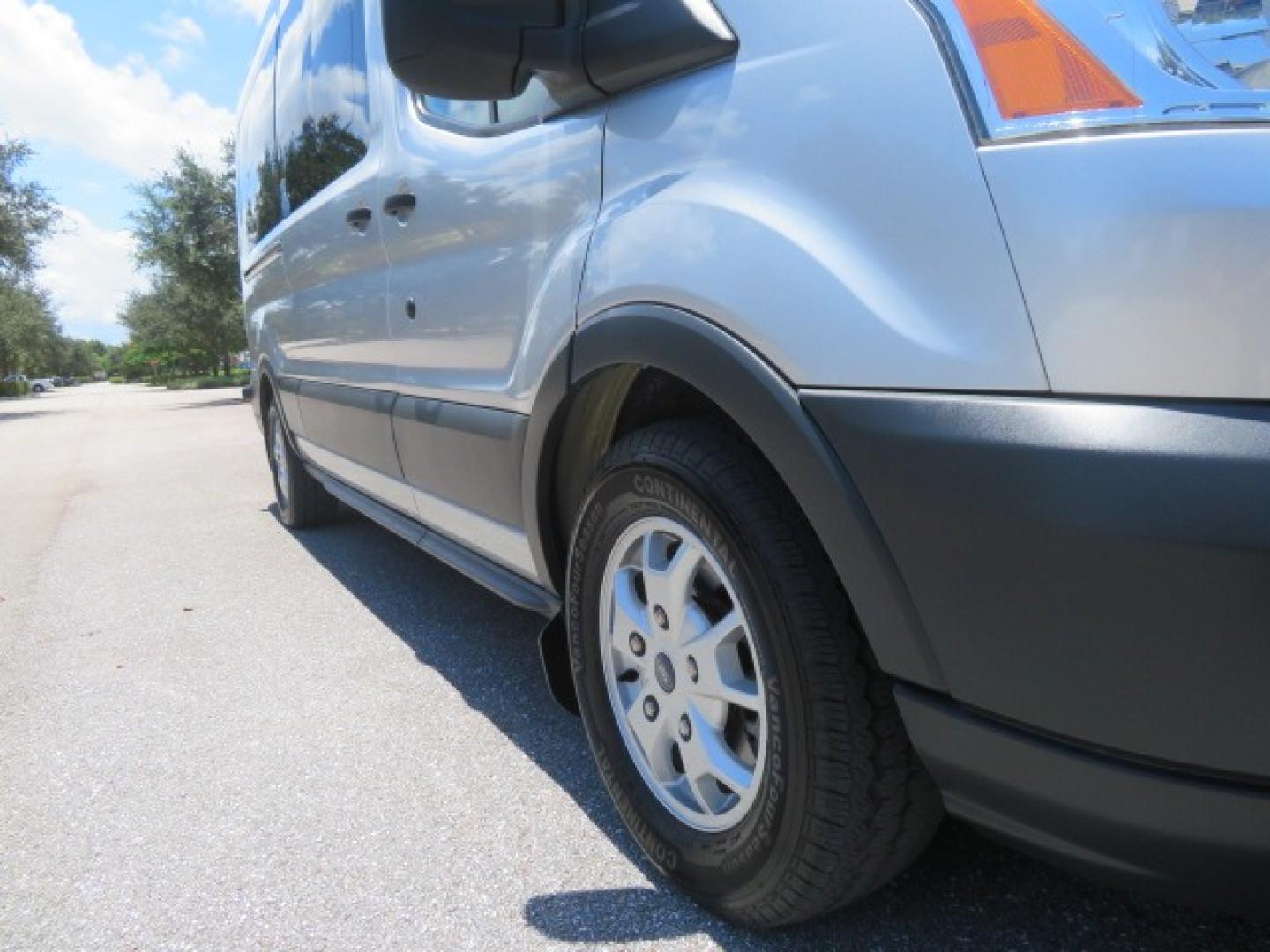 2015 Silver Ford Transit 350 Wagon Low Roof XL 60/40 Pass. 148-in. WB (1FBAX2CM3FK) with an 3.7L V6 DOHC 24V engine, 6-Speed Automatic transmission, located at 4301 Oak Circle #19, Boca Raton, FL, 33431, (954) 561-2499, 26.388861, -80.084038 - Photo#26