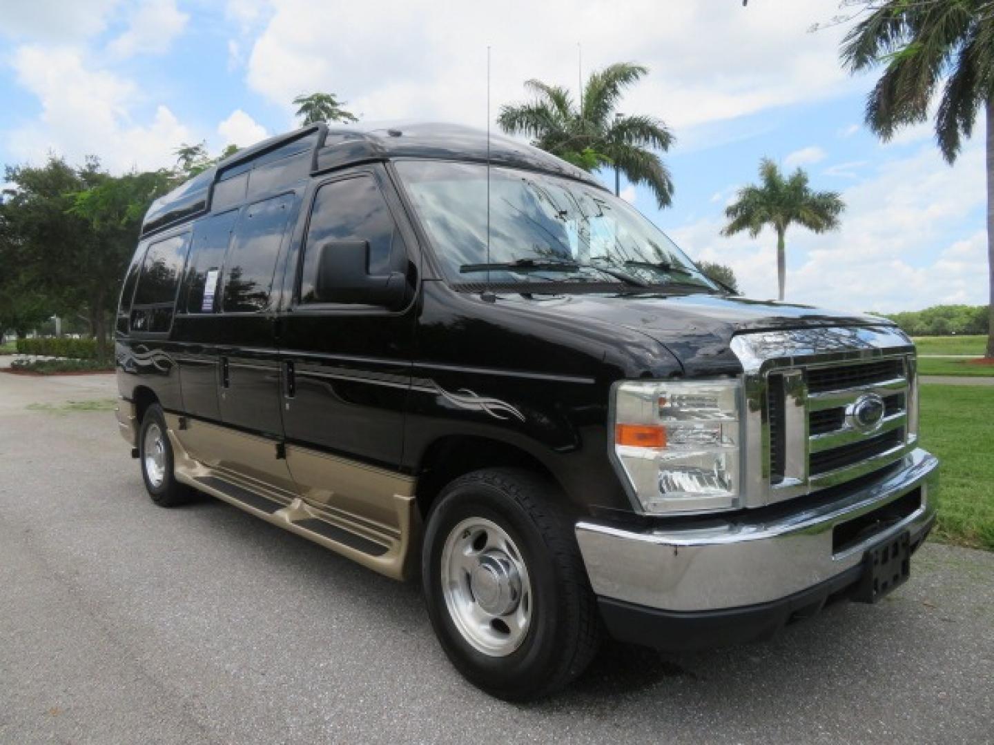 2013 Black Ford E-Series Van E-150 (1FDNE1EL6DD) with an 5.4L V8 SOHC 16V FFV engine, 4-Speed Automatic transmission, located at 4301 Oak Circle #19, Boca Raton, FL, 33431, (954) 561-2499, 26.388861, -80.084038 - Photo#9