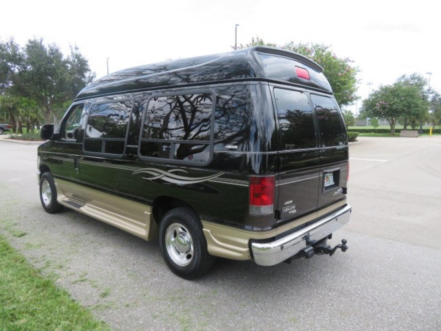 2013 Black Ford E-Series Van E-150 (1FDNE1EL6DD) with an 5.4L V8 SOHC 16V FFV engine, 4-Speed Automatic transmission, located at 4301 Oak Circle #19, Boca Raton, FL, 33431, (954) 561-2499, 26.388861, -80.084038 - Photo#26