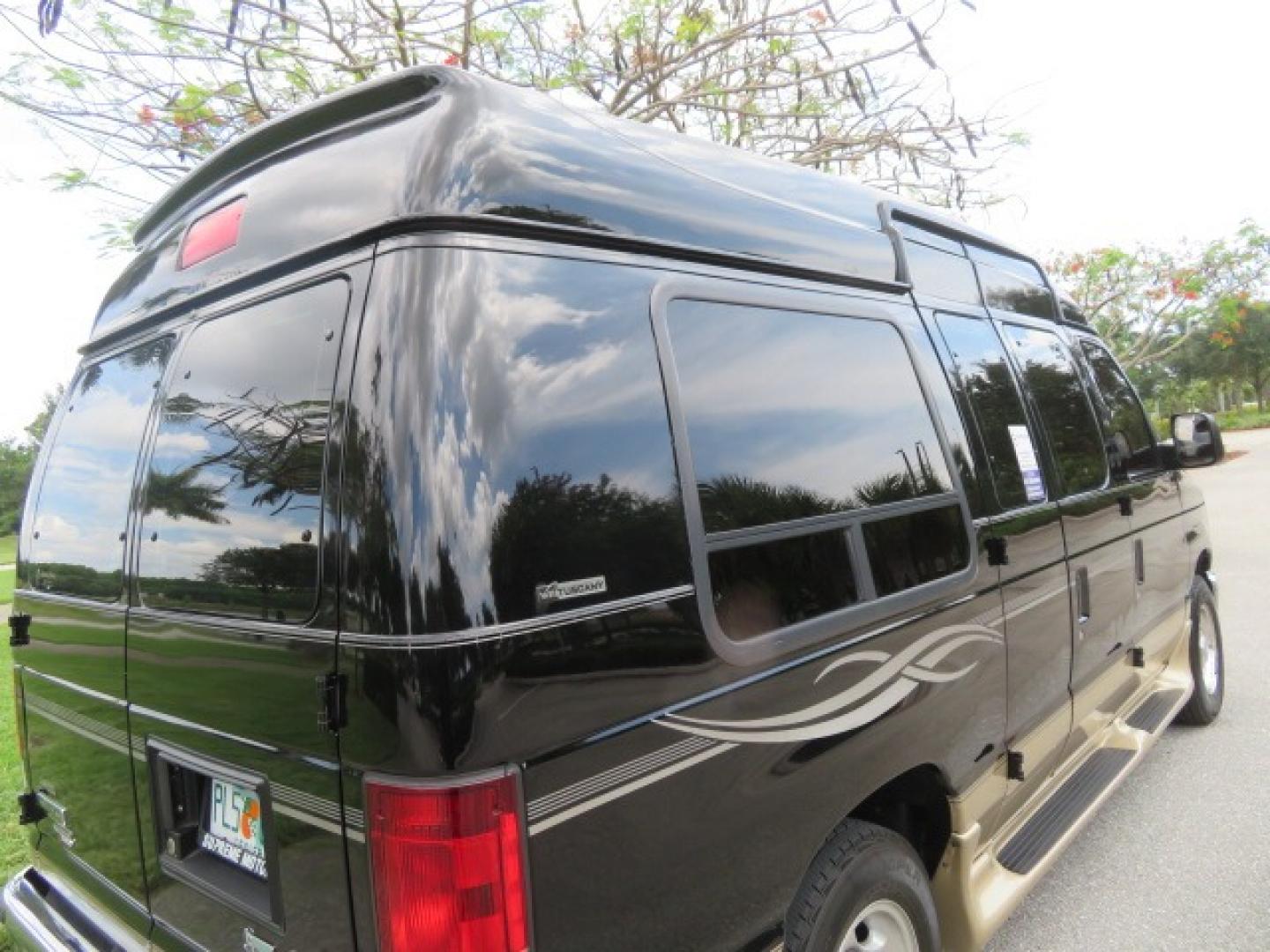 2013 Black Ford E-Series Van E-150 (1FDNE1EL6DD) with an 5.4L V8 SOHC 16V FFV engine, 4-Speed Automatic transmission, located at 4301 Oak Circle #19, Boca Raton, FL, 33431, (954) 561-2499, 26.388861, -80.084038 - Photo#33