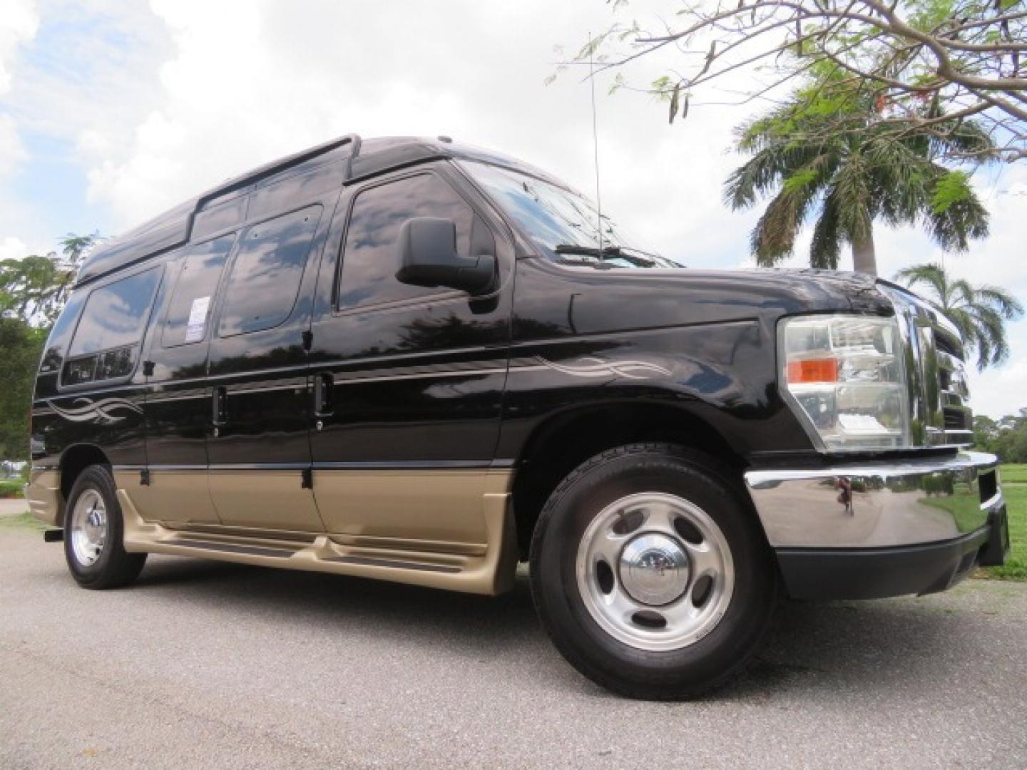 2013 Black Ford E-Series Van E-150 (1FDNE1EL6DD) with an 5.4L V8 SOHC 16V FFV engine, 4-Speed Automatic transmission, located at 4301 Oak Circle #19, Boca Raton, FL, 33431, (954) 561-2499, 26.388861, -80.084038 - Photo#4