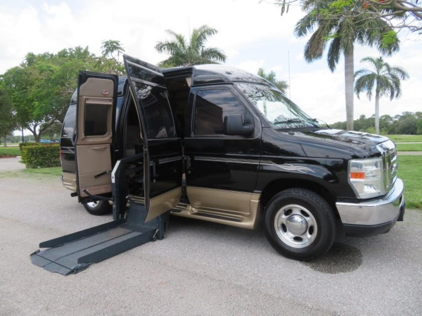 2013 Black Ford E-Series Van E-150 (1FDNE1EL6DD) with an 5.4L V8 SOHC 16V FFV engine, 4-Speed Automatic transmission, located at 4301 Oak Circle #19, Boca Raton, FL, 33431, (954) 561-2499, 26.388861, -80.084038 - Photo#49