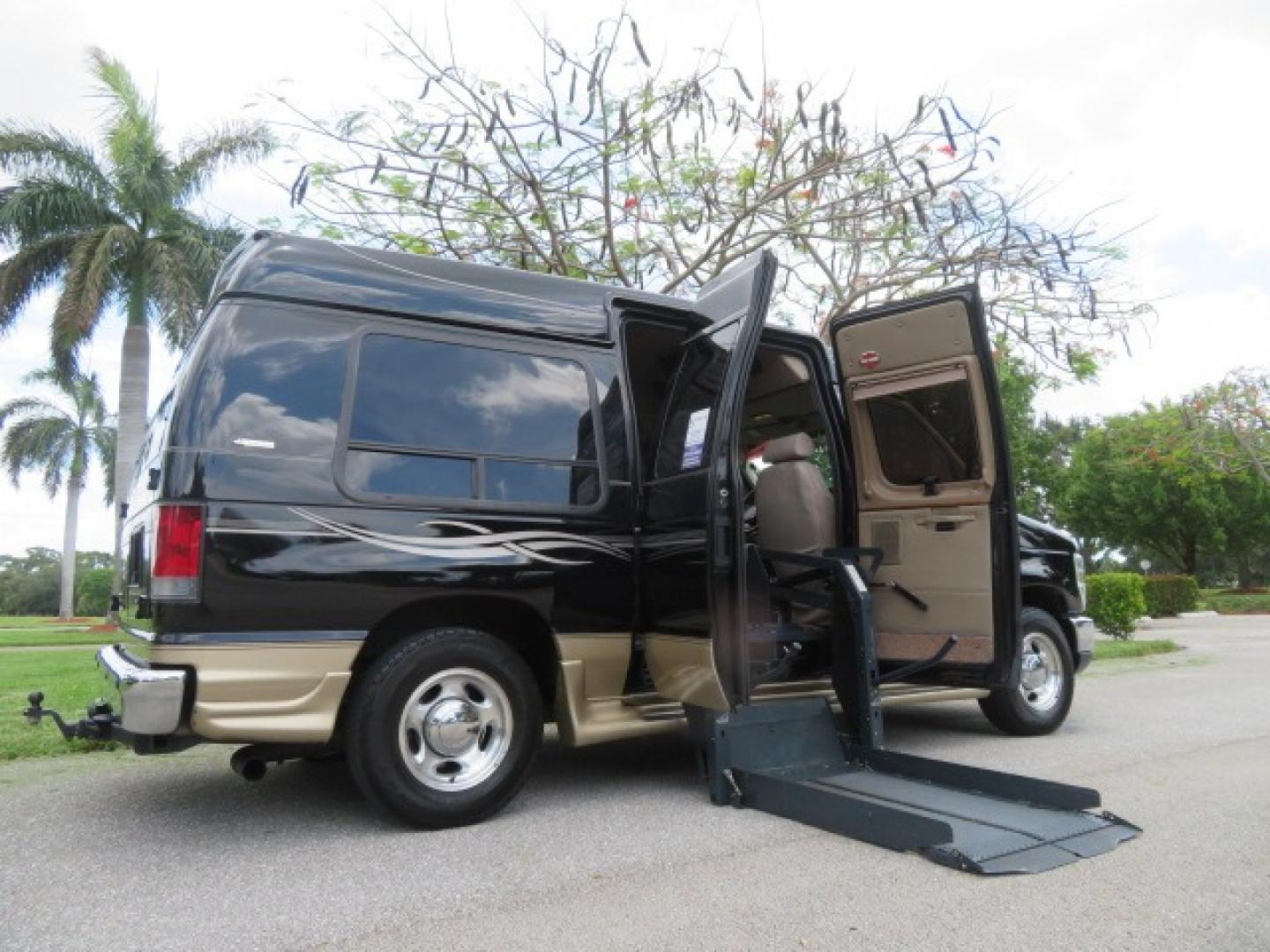 2013 Black Ford E-Series Van E-150 (1FDNE1EL6DD) with an 5.4L V8 SOHC 16V FFV engine, 4-Speed Automatic transmission, located at 4301 Oak Circle #19, Boca Raton, FL, 33431, (954) 561-2499, 26.388861, -80.084038 - Photo#50