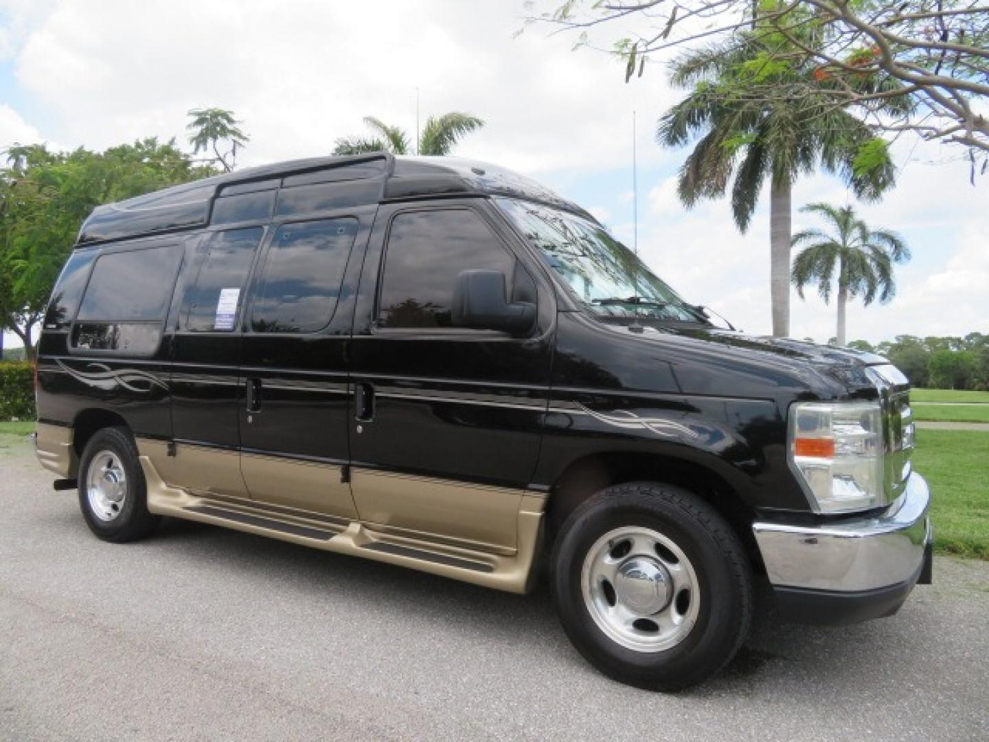 2013 Black Ford E-Series Van E-150 (1FDNE1EL6DD) with an 5.4L V8 SOHC 16V FFV engine, 4-Speed Automatic transmission, located at 4301 Oak Circle #19, Boca Raton, FL, 33431, (954) 561-2499, 26.388861, -80.084038 - Photo#8