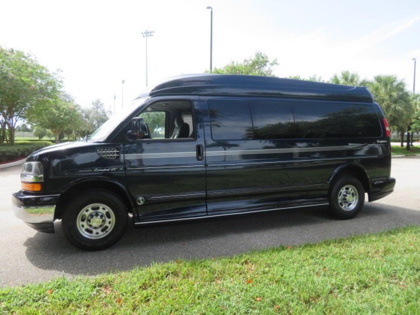 2012 Dark Blue /GRAY Chevrolet Express G2500 3LT RV (1GBWGLCG1C1) with an 6.0L V8 OHV 16V FFV engine, 6-Speed Automatic transmission, located at 4301 Oak Circle #19, Boca Raton, FL, 33431, (954) 561-2499, 26.388861, -80.084038 - You are looking at a Gorgeous 2012 Chevy Express Extended 2500 Handicap Wheelchair Conversion Van Explorer High Top Conversion with 47K Original Miles, Raised Side Entry Doors, Braun Side Wheelchair Lift with Wire Pendant Controls, Tie Down System, Plush Interior, Heated Seats, Back Up Camera, Rear - Photo#11