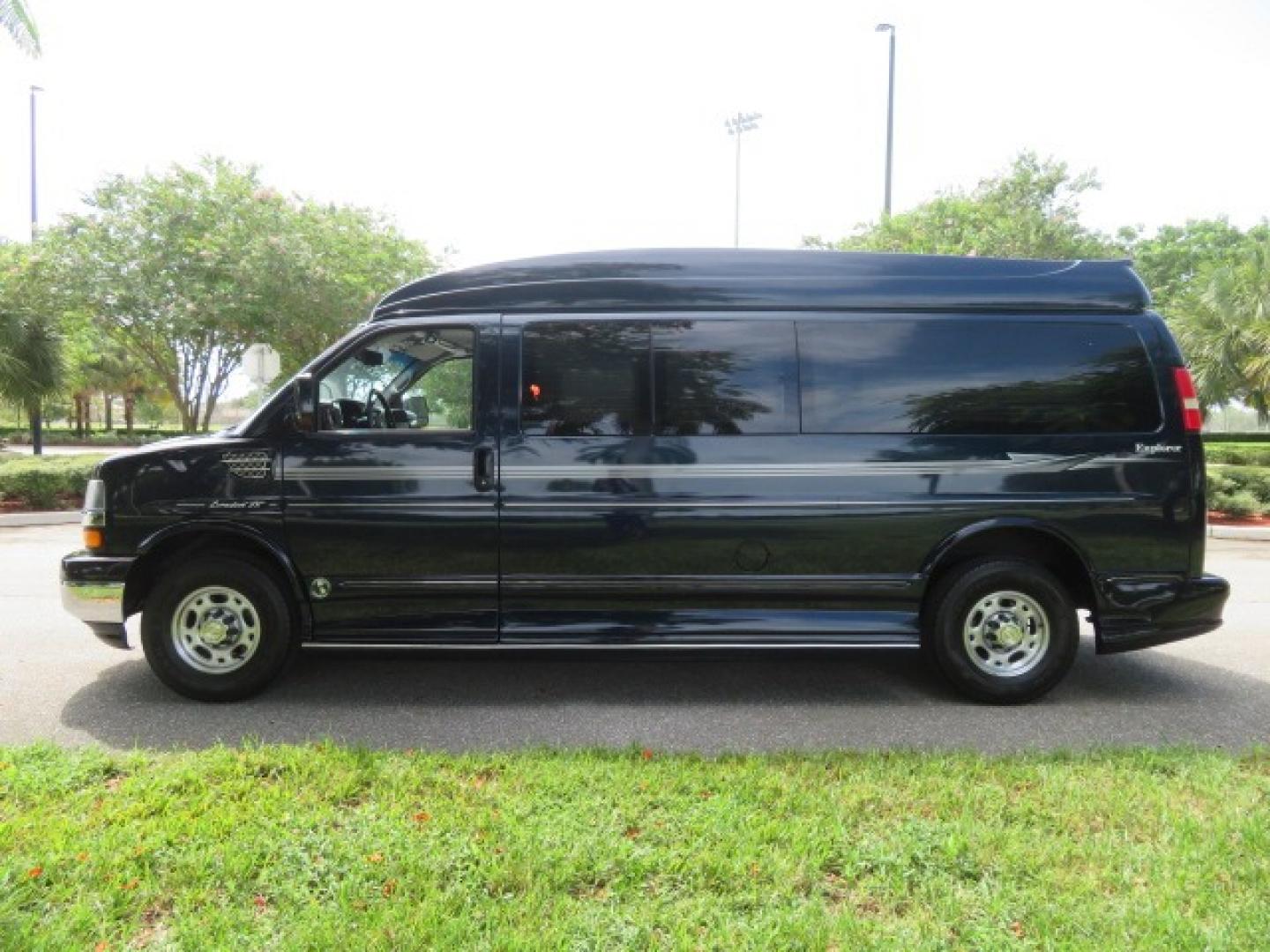 2012 Dark Blue /GRAY Chevrolet Express G2500 3LT RV (1GBWGLCG1C1) with an 6.0L V8 OHV 16V FFV engine, 6-Speed Automatic transmission, located at 4301 Oak Circle #19, Boca Raton, FL, 33431, (954) 561-2499, 26.388861, -80.084038 - You are looking at a Gorgeous 2012 Chevy Express Extended 2500 Handicap Wheelchair Conversion Van Explorer High Top Conversion with 47K Original Miles, Raised Side Entry Doors, Braun Side Wheelchair Lift with Wire Pendant Controls, Tie Down System, Plush Interior, Heated Seats, Back Up Camera, Rear - Photo#12