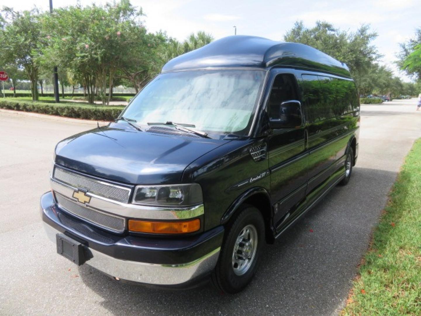 2012 Dark Blue /GRAY Chevrolet Express G2500 3LT RV (1GBWGLCG1C1) with an 6.0L V8 OHV 16V FFV engine, 6-Speed Automatic transmission, located at 4301 Oak Circle #19, Boca Raton, FL, 33431, (954) 561-2499, 26.388861, -80.084038 - You are looking at a Gorgeous 2012 Chevy Express Extended 2500 Handicap Wheelchair Conversion Van Explorer High Top Conversion with 47K Original Miles, Raised Side Entry Doors, Braun Side Wheelchair Lift with Wire Pendant Controls, Tie Down System, Plush Interior, Heated Seats, Back Up Camera, Rear - Photo#22