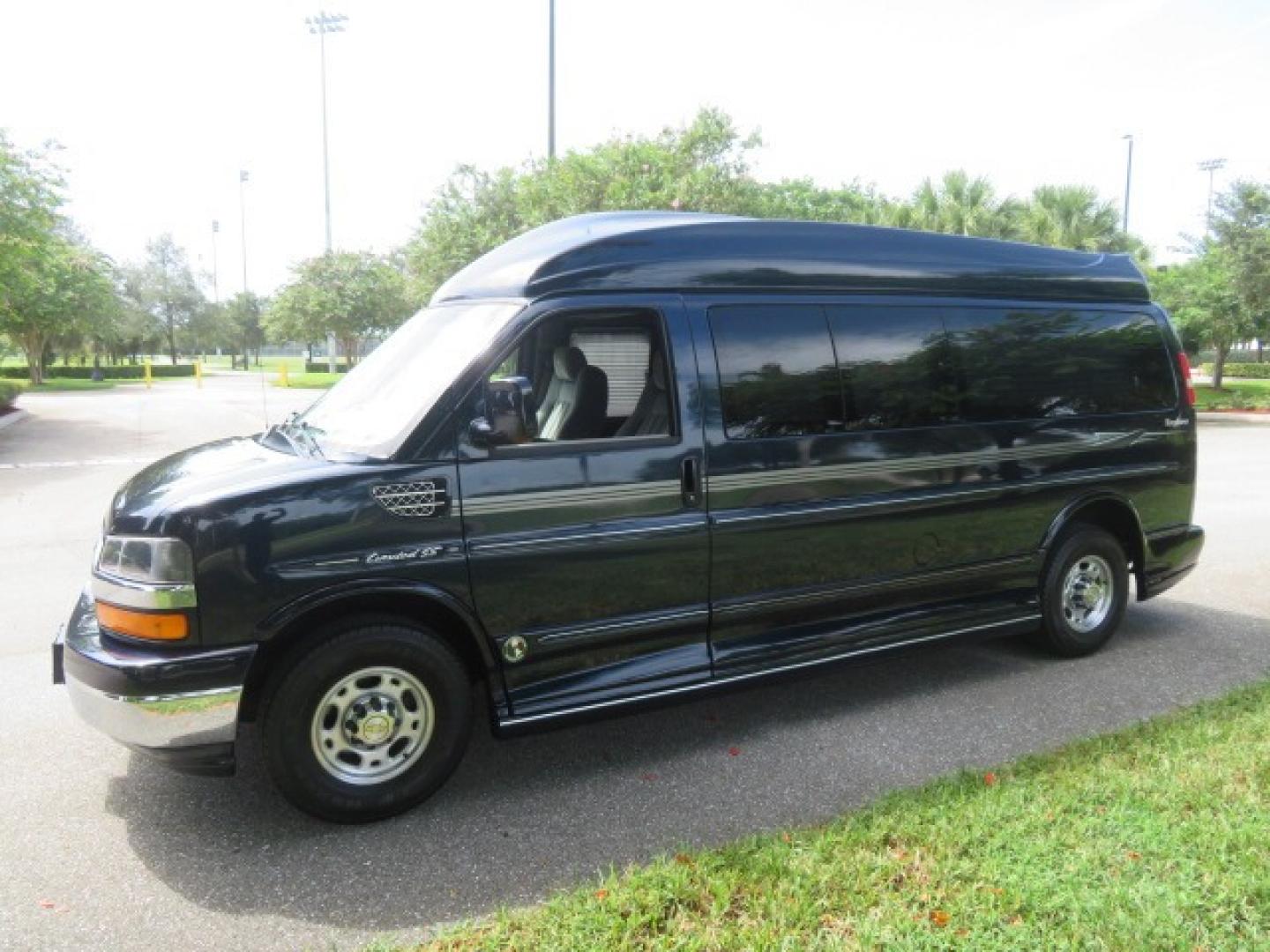 2012 Dark Blue /GRAY Chevrolet Express G2500 3LT RV (1GBWGLCG1C1) with an 6.0L V8 OHV 16V FFV engine, 6-Speed Automatic transmission, located at 4301 Oak Circle #19, Boca Raton, FL, 33431, (954) 561-2499, 26.388861, -80.084038 - You are looking at a Gorgeous 2012 Chevy Express Extended 2500 Handicap Wheelchair Conversion Van Explorer High Top Conversion with 47K Original Miles, Raised Side Entry Doors, Braun Side Wheelchair Lift with Wire Pendant Controls, Tie Down System, Plush Interior, Heated Seats, Back Up Camera, Rear - Photo#23