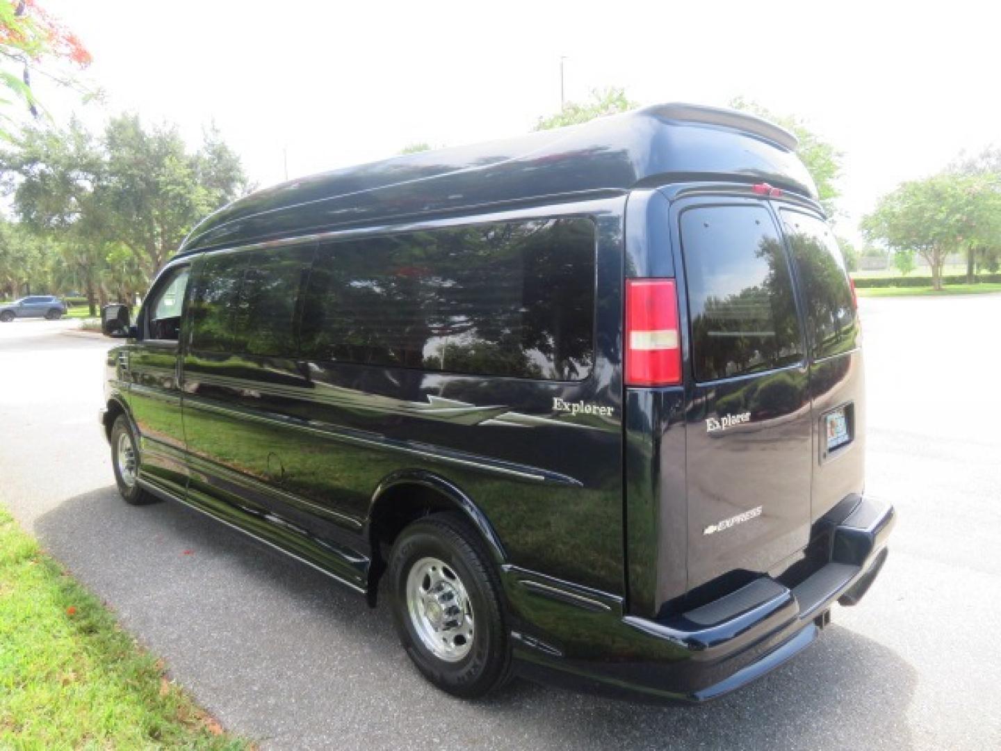 2012 Dark Blue /GRAY Chevrolet Express G2500 3LT RV (1GBWGLCG1C1) with an 6.0L V8 OHV 16V FFV engine, 6-Speed Automatic transmission, located at 4301 Oak Circle #19, Boca Raton, FL, 33431, (954) 561-2499, 26.388861, -80.084038 - You are looking at a Gorgeous 2012 Chevy Express Extended 2500 Handicap Wheelchair Conversion Van Explorer High Top Conversion with 47K Original Miles, Raised Side Entry Doors, Braun Side Wheelchair Lift with Wire Pendant Controls, Tie Down System, Plush Interior, Heated Seats, Back Up Camera, Rear - Photo#25