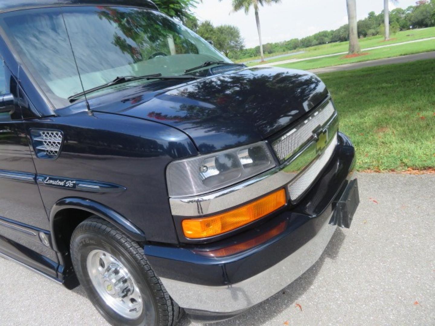 2012 Dark Blue /GRAY Chevrolet Express G2500 3LT RV (1GBWGLCG1C1) with an 6.0L V8 OHV 16V FFV engine, 6-Speed Automatic transmission, located at 4301 Oak Circle #19, Boca Raton, FL, 33431, (954) 561-2499, 26.388861, -80.084038 - You are looking at a Gorgeous 2012 Chevy Express Extended 2500 Handicap Wheelchair Conversion Van Explorer High Top Conversion with 47K Original Miles, Raised Side Entry Doors, Braun Side Wheelchair Lift with Wire Pendant Controls, Tie Down System, Plush Interior, Heated Seats, Back Up Camera, Rear - Photo#29