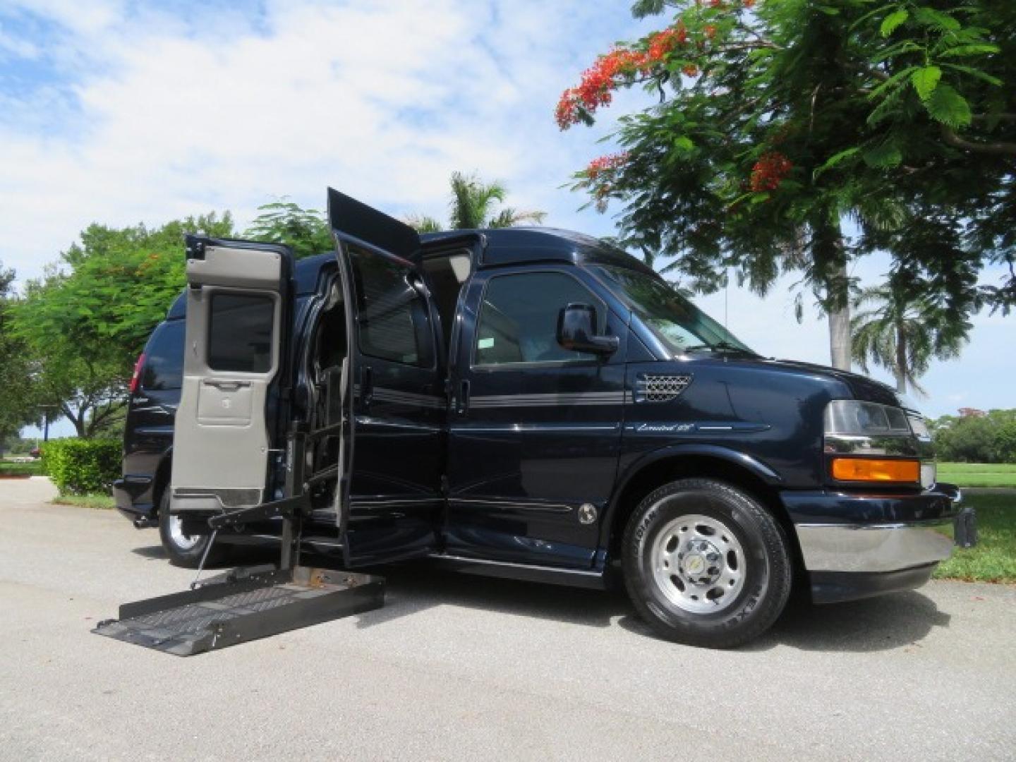 2012 Dark Blue /GRAY Chevrolet Express G2500 3LT RV (1GBWGLCG1C1) with an 6.0L V8 OHV 16V FFV engine, 6-Speed Automatic transmission, located at 4301 Oak Circle #19, Boca Raton, FL, 33431, (954) 561-2499, 26.388861, -80.084038 - You are looking at a Gorgeous 2012 Chevy Express Extended 2500 Handicap Wheelchair Conversion Van Explorer High Top Conversion with 47K Original Miles, Raised Side Entry Doors, Braun Side Wheelchair Lift with Wire Pendant Controls, Tie Down System, Plush Interior, Heated Seats, Back Up Camera, Rear - Photo#48