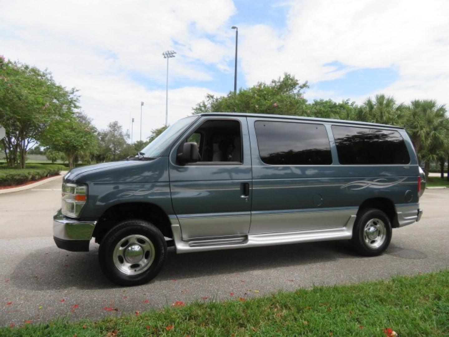 2012 Dark Blue Ford E-Series Van E-150 (1FTNE1EL9CD) with an 5.4L V8 SOHC 16V FFV engine, 4-Speed Automatic transmission, located at 4301 Oak Circle #19, Boca Raton, FL, 33431, (954) 561-2499, 26.388861, -80.084038 - Photo#10