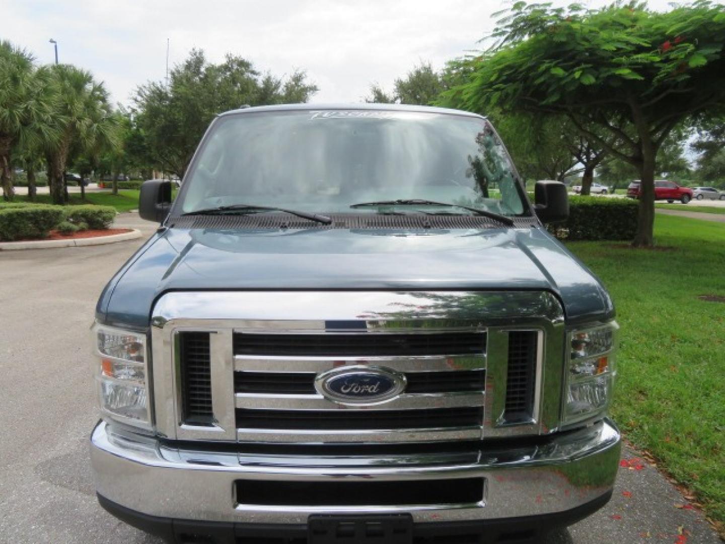 2012 Dark Blue Ford E-Series Van E-150 (1FTNE1EL9CD) with an 5.4L V8 SOHC 16V FFV engine, 4-Speed Automatic transmission, located at 4301 Oak Circle #19, Boca Raton, FL, 33431, (954) 561-2499, 26.388861, -80.084038 - Photo#19