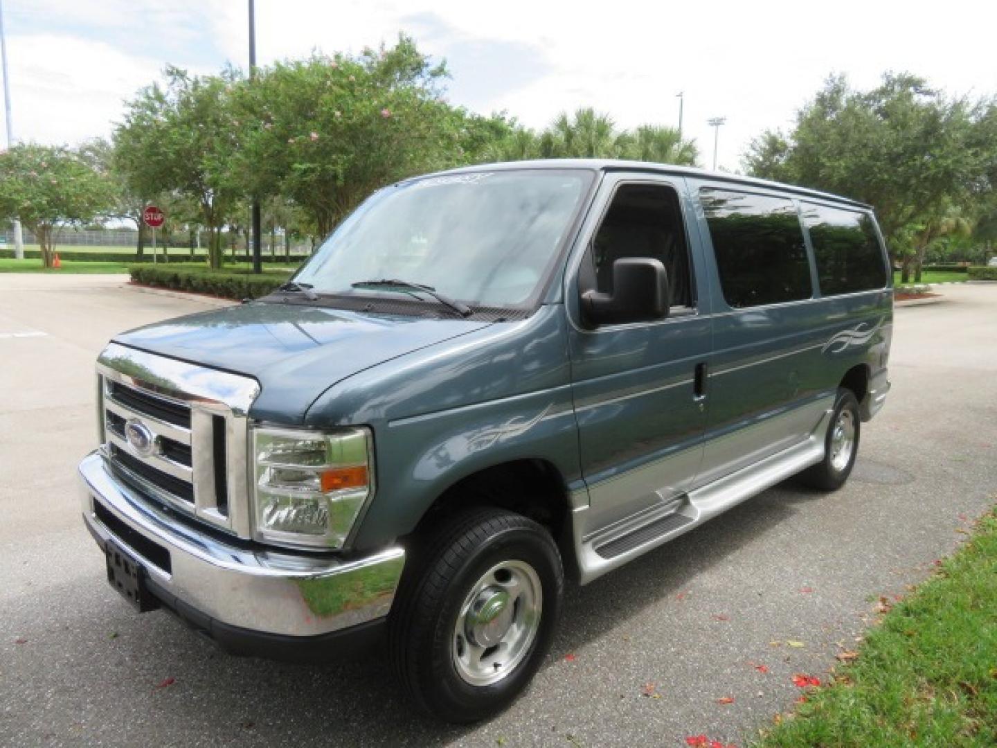 2012 Dark Blue Ford E-Series Van E-150 (1FTNE1EL9CD) with an 5.4L V8 SOHC 16V FFV engine, 4-Speed Automatic transmission, located at 4301 Oak Circle #19, Boca Raton, FL, 33431, (954) 561-2499, 26.388861, -80.084038 - Photo#20