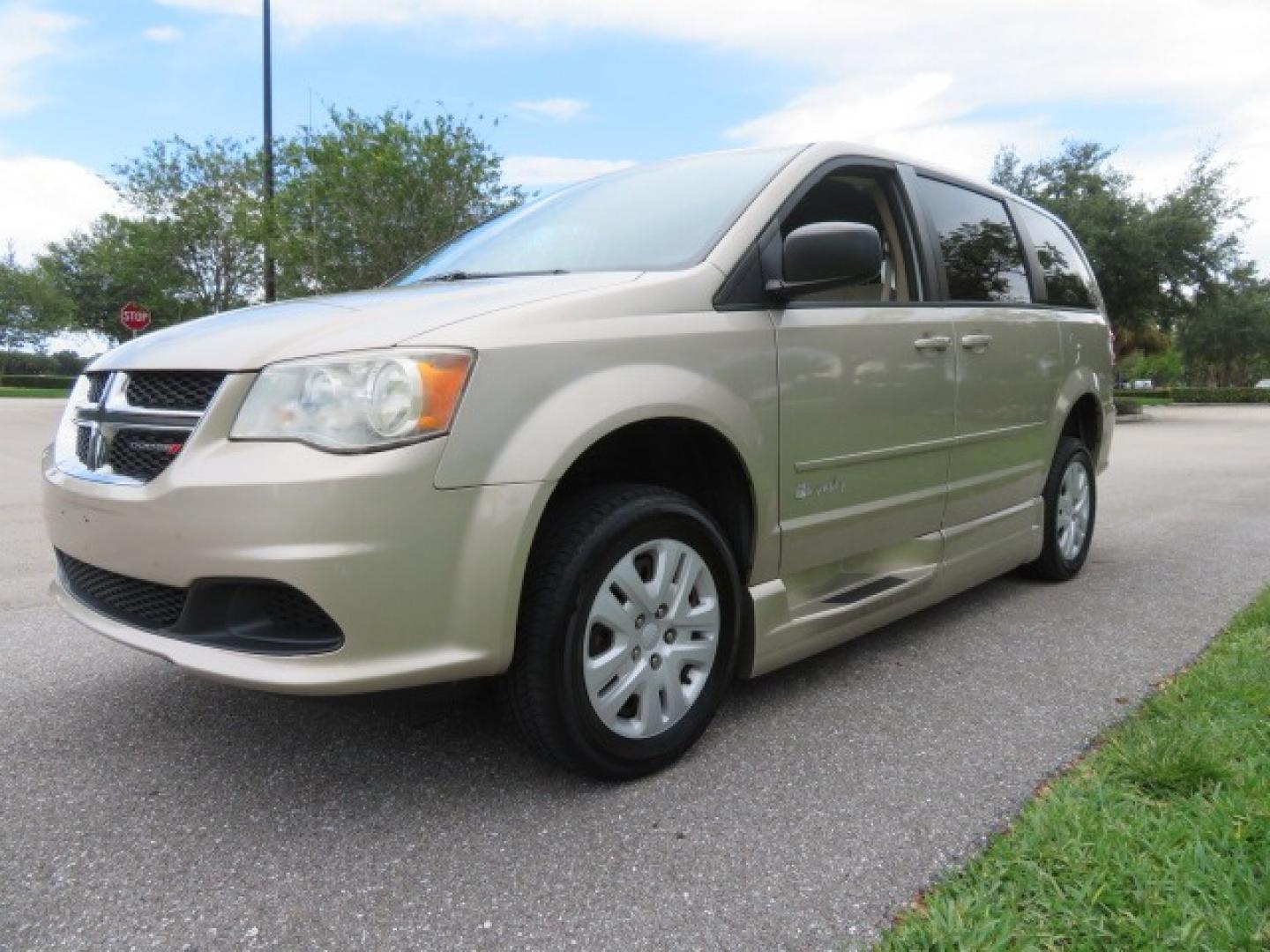 2013 Gold /Tan Dodge Grand Caravan SE (2C4RDGBG8DR) with an 3.6L V6 DOHC 24V engine, 6-Speed Automatic transmission, located at 4301 Oak Circle #19, Boca Raton, FL, 33431, (954) 561-2499, 26.388861, -80.084038 - You are looking at a Gorgeous 2015 Dodge Grand Caravan Braunability Handicap Wheelchair Side Entry, Conversion Van with 18K Original Miles, Lowered Floor, Kneelvan, EZ Lock Passenger Side, Q Straint Ratchet Tie Down System, Quick Release Front Seats, and Much Much More. This is a Beautiful Florida V - Photo#13