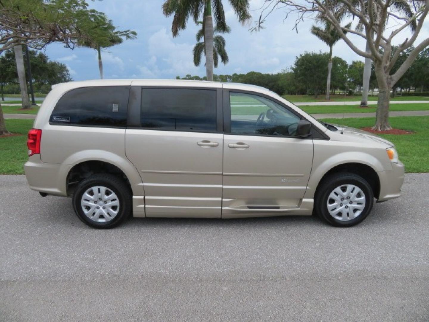 2013 Gold /Tan Dodge Grand Caravan SE (2C4RDGBG8DR) with an 3.6L V6 DOHC 24V engine, 6-Speed Automatic transmission, located at 4301 Oak Circle #19, Boca Raton, FL, 33431, (954) 561-2499, 26.388861, -80.084038 - You are looking at a Gorgeous 2015 Dodge Grand Caravan Braunability Handicap Wheelchair Side Entry, Conversion Van with 18K Original Miles, Lowered Floor, Kneelvan, EZ Lock Passenger Side, Q Straint Ratchet Tie Down System, Quick Release Front Seats, and Much Much More. This is a Beautiful Florida V - Photo#23