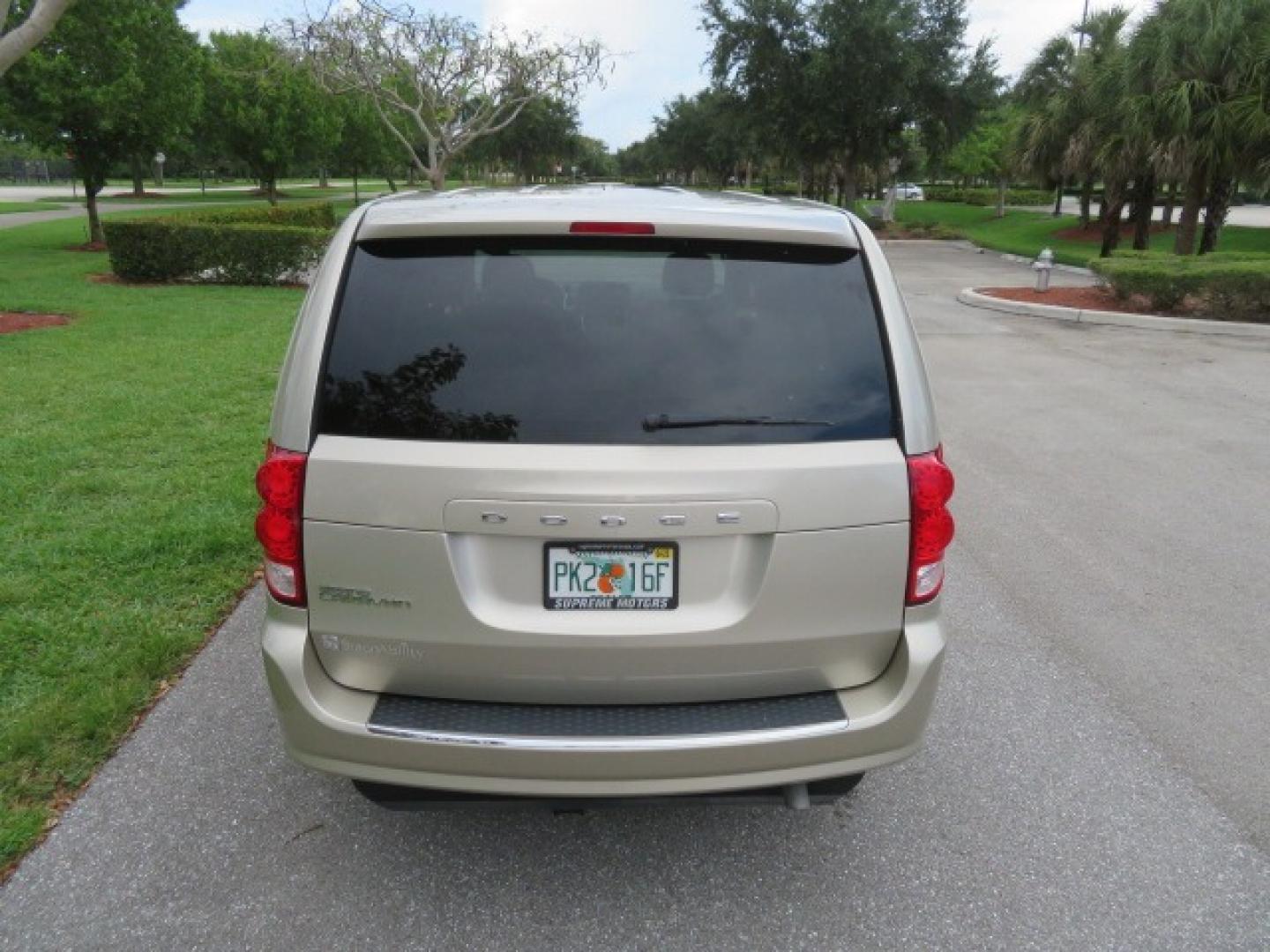 2013 Gold /Tan Dodge Grand Caravan SE (2C4RDGBG8DR) with an 3.6L V6 DOHC 24V engine, 6-Speed Automatic transmission, located at 4301 Oak Circle #19, Boca Raton, FL, 33431, (954) 561-2499, 26.388861, -80.084038 - You are looking at a Gorgeous 2015 Dodge Grand Caravan Braunability Handicap Wheelchair Side Entry, Conversion Van with 18K Original Miles, Lowered Floor, Kneelvan, EZ Lock Passenger Side, Q Straint Ratchet Tie Down System, Quick Release Front Seats, and Much Much More. This is a Beautiful Florida V - Photo#32