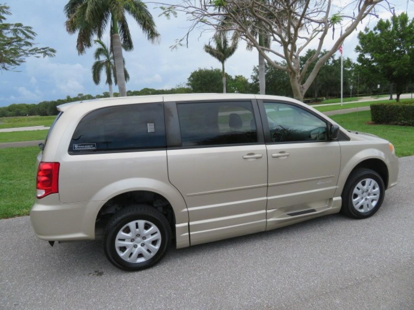 2013 Gold /Tan Dodge Grand Caravan SE (2C4RDGBG8DR) with an 3.6L V6 DOHC 24V engine, 6-Speed Automatic transmission, located at 4301 Oak Circle #19, Boca Raton, FL, 33431, (954) 561-2499, 26.388861, -80.084038 - You are looking at a Gorgeous 2015 Dodge Grand Caravan Braunability Handicap Wheelchair Side Entry, Conversion Van with 18K Original Miles, Lowered Floor, Kneelvan, EZ Lock Passenger Side, Q Straint Ratchet Tie Down System, Quick Release Front Seats, and Much Much More. This is a Beautiful Florida V - Photo#35