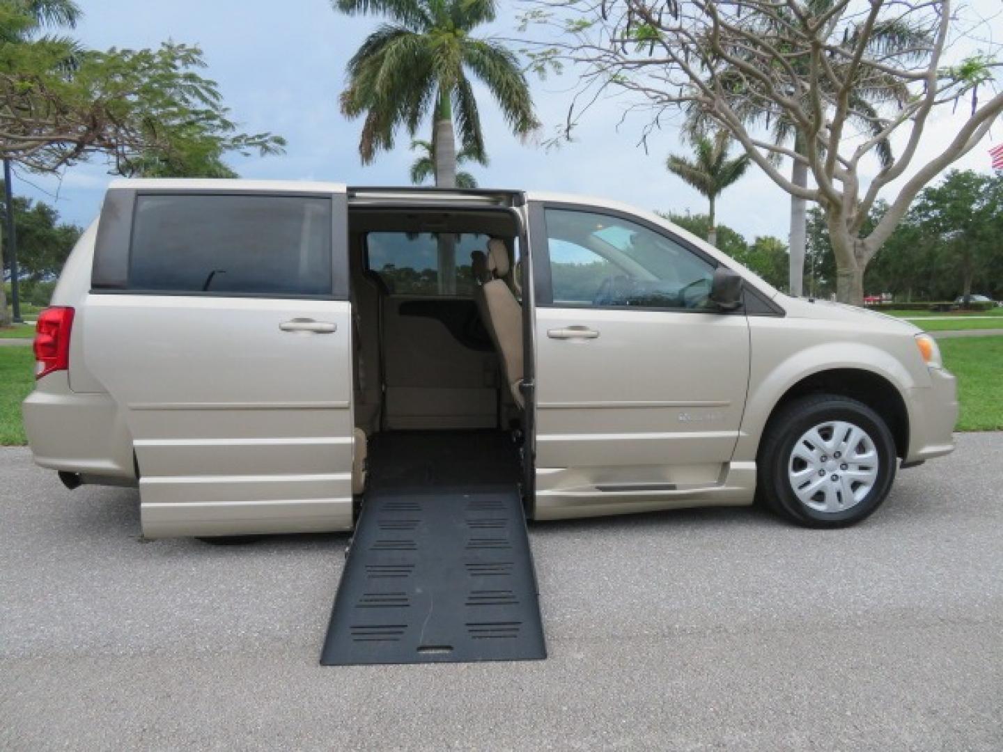 2013 Gold /Tan Dodge Grand Caravan SE (2C4RDGBG8DR) with an 3.6L V6 DOHC 24V engine, 6-Speed Automatic transmission, located at 4301 Oak Circle #19, Boca Raton, FL, 33431, (954) 561-2499, 26.388861, -80.084038 - You are looking at a Gorgeous 2015 Dodge Grand Caravan Braunability Handicap Wheelchair Side Entry, Conversion Van with 18K Original Miles, Lowered Floor, Kneelvan, EZ Lock Passenger Side, Q Straint Ratchet Tie Down System, Quick Release Front Seats, and Much Much More. This is a Beautiful Florida V - Photo#37