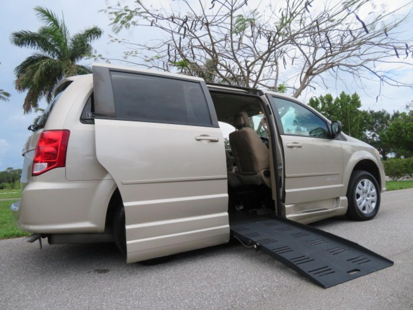 2013 Gold /Tan Dodge Grand Caravan SE (2C4RDGBG8DR) with an 3.6L V6 DOHC 24V engine, 6-Speed Automatic transmission, located at 4301 Oak Circle #19, Boca Raton, FL, 33431, (954) 561-2499, 26.388861, -80.084038 - You are looking at a Gorgeous 2015 Dodge Grand Caravan Braunability Handicap Wheelchair Side Entry, Conversion Van with 18K Original Miles, Lowered Floor, Kneelvan, EZ Lock Passenger Side, Q Straint Ratchet Tie Down System, Quick Release Front Seats, and Much Much More. This is a Beautiful Florida V - Photo#42