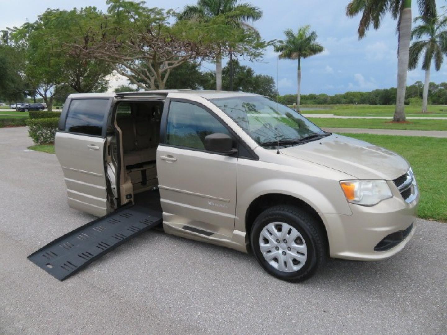 2013 Gold /Tan Dodge Grand Caravan SE (2C4RDGBG8DR) with an 3.6L V6 DOHC 24V engine, 6-Speed Automatic transmission, located at 4301 Oak Circle #19, Boca Raton, FL, 33431, (954) 561-2499, 26.388861, -80.084038 - You are looking at a Gorgeous 2015 Dodge Grand Caravan Braunability Handicap Wheelchair Side Entry, Conversion Van with 18K Original Miles, Lowered Floor, Kneelvan, EZ Lock Passenger Side, Q Straint Ratchet Tie Down System, Quick Release Front Seats, and Much Much More. This is a Beautiful Florida V - Photo#47