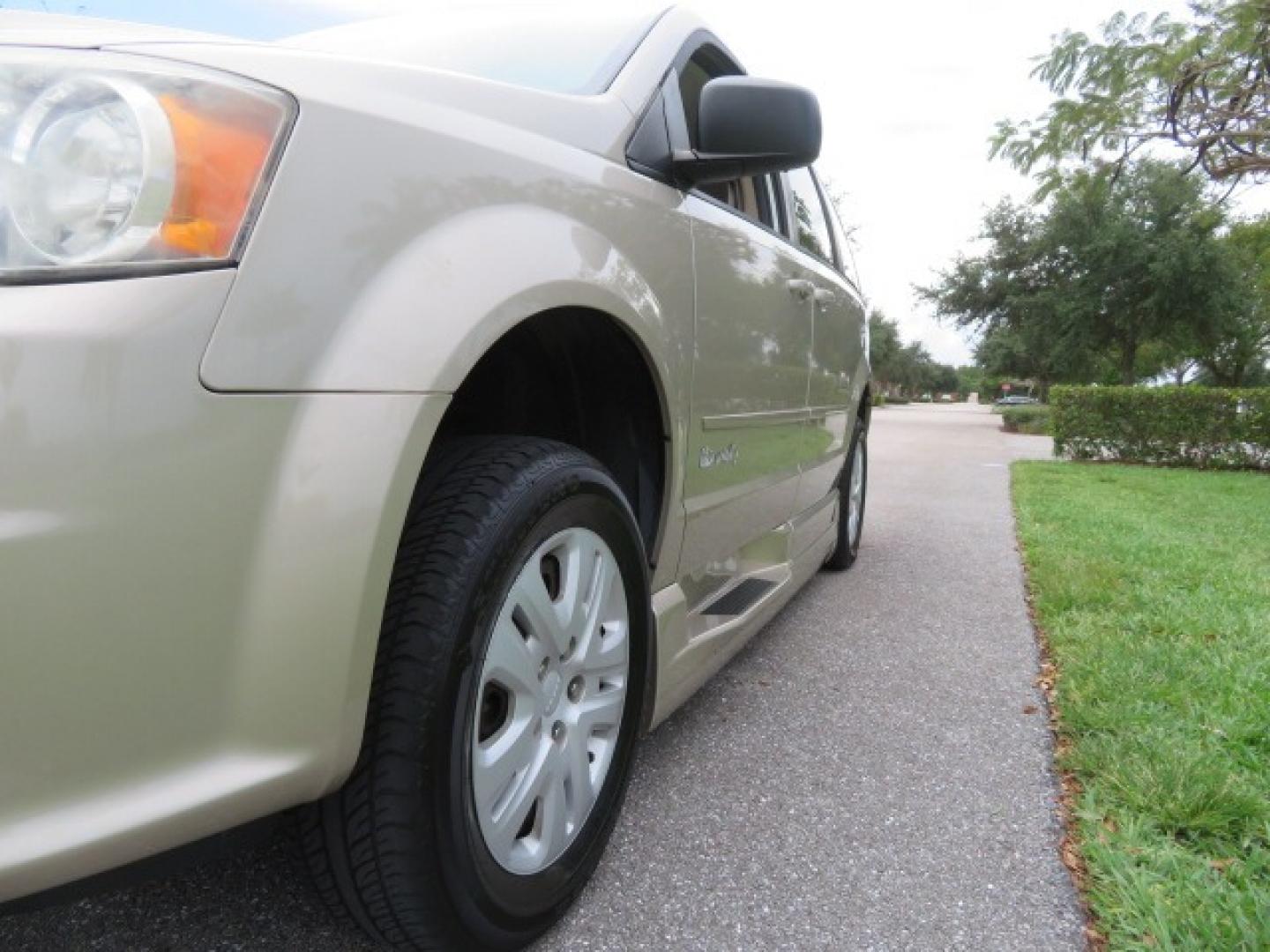 2013 Gold /Tan Dodge Grand Caravan SE (2C4RDGBG8DR) with an 3.6L V6 DOHC 24V engine, 6-Speed Automatic transmission, located at 4301 Oak Circle #19, Boca Raton, FL, 33431, (954) 561-2499, 26.388861, -80.084038 - You are looking at a Gorgeous 2015 Dodge Grand Caravan Braunability Handicap Wheelchair Side Entry, Conversion Van with 18K Original Miles, Lowered Floor, Kneelvan, EZ Lock Passenger Side, Q Straint Ratchet Tie Down System, Quick Release Front Seats, and Much Much More. This is a Beautiful Florida V - Photo#54