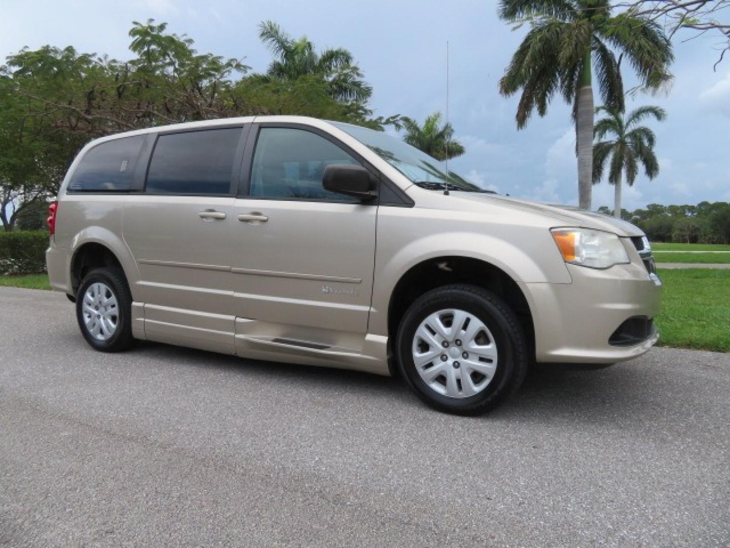 2013 Gold /Tan Dodge Grand Caravan SE (2C4RDGBG8DR) with an 3.6L V6 DOHC 24V engine, 6-Speed Automatic transmission, located at 4301 Oak Circle #19, Boca Raton, FL, 33431, (954) 561-2499, 26.388861, -80.084038 - You are looking at a Gorgeous 2015 Dodge Grand Caravan Braunability Handicap Wheelchair Side Entry, Conversion Van with 18K Original Miles, Lowered Floor, Kneelvan, EZ Lock Passenger Side, Q Straint Ratchet Tie Down System, Quick Release Front Seats, and Much Much More. This is a Beautiful Florida V - Photo#8