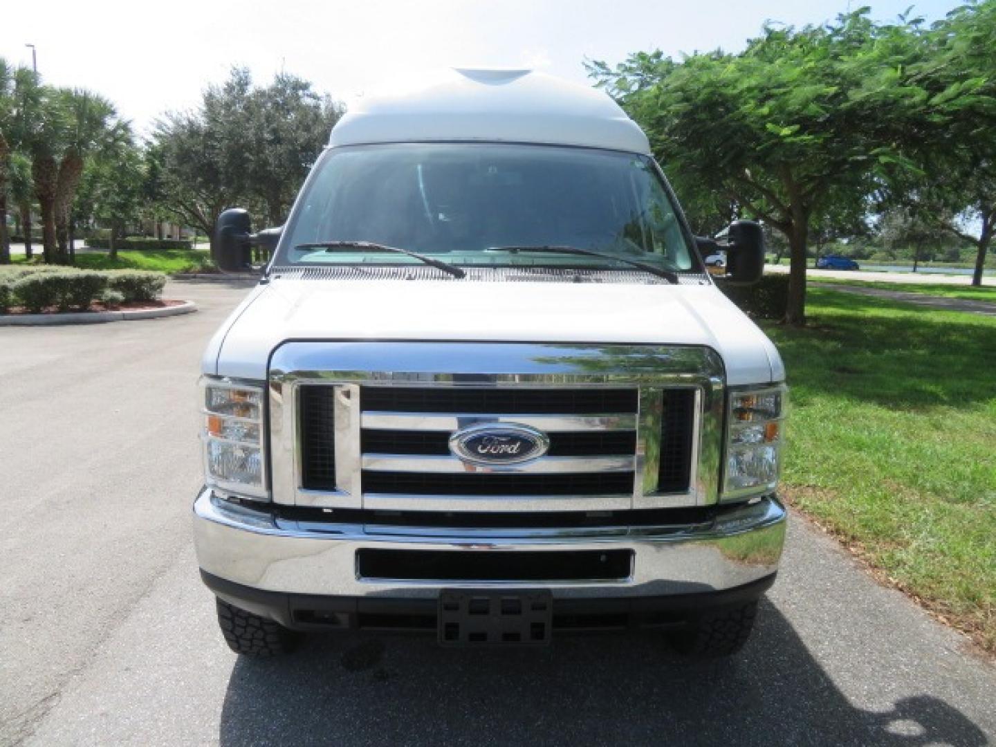 2010 White Ford E-Series Van E-350 Super Duty (1FTSE3ESXAD) with an 6.8L V10 SOHC 20V engine, located at 4301 Oak Circle #19, Boca Raton, FL, 33431, (954) 561-2499, 26.388861, -80.084038 - You are looking at a Beautiful and Extremely Rare 2010 Ford Econoline E350 Super Duty High Top Quigley 4x4 Handicap Wheelchair Conversion Van. This is a very nice Rust Free and Smoke Free Conversion Van with a Clean Carfax and Clean Title. No Stories and No Issues. This van is fully loaded with all - Photo#10