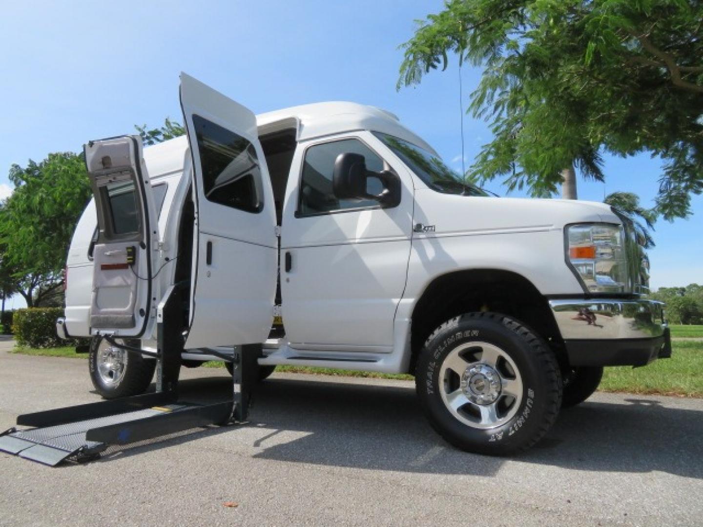 2010 White Ford E-Series Van E-350 Super Duty (1FTSE3ESXAD) with an 6.8L V10 SOHC 20V engine, located at 4301 Oak Circle #19, Boca Raton, FL, 33431, (954) 561-2499, 26.388861, -80.084038 - You are looking at a Beautiful and Extremely Rare 2010 Ford Econoline E350 Super Duty High Top Quigley 4x4 Handicap Wheelchair Conversion Van. This is a very nice Rust Free and Smoke Free Conversion Van with a Clean Carfax and Clean Title. No Stories and No Issues. This van is fully loaded with all - Photo#1