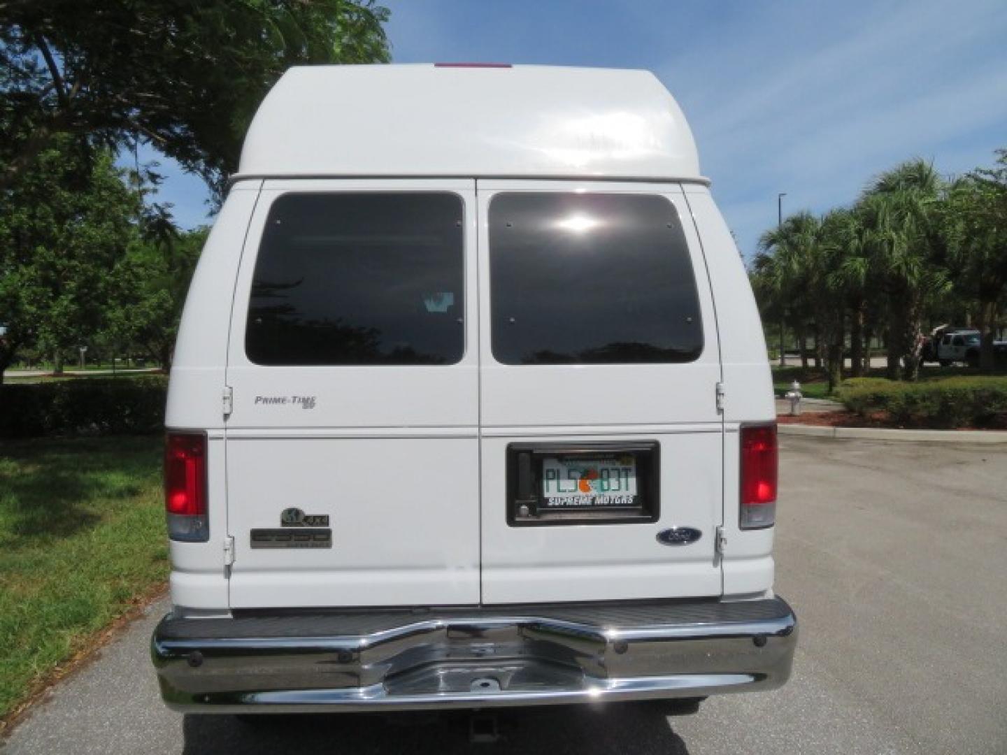 2010 White Ford E-Series Van E-350 Super Duty (1FTSE3ESXAD) with an 6.8L V10 SOHC 20V engine, located at 4301 Oak Circle #19, Boca Raton, FL, 33431, (954) 561-2499, 26.388861, -80.084038 - You are looking at a Beautiful and Extremely Rare 2010 Ford Econoline E350 Super Duty High Top Quigley 4x4 Handicap Wheelchair Conversion Van. This is a very nice Rust Free and Smoke Free Conversion Van with a Clean Carfax and Clean Title. No Stories and No Issues. This van is fully loaded with all - Photo#21