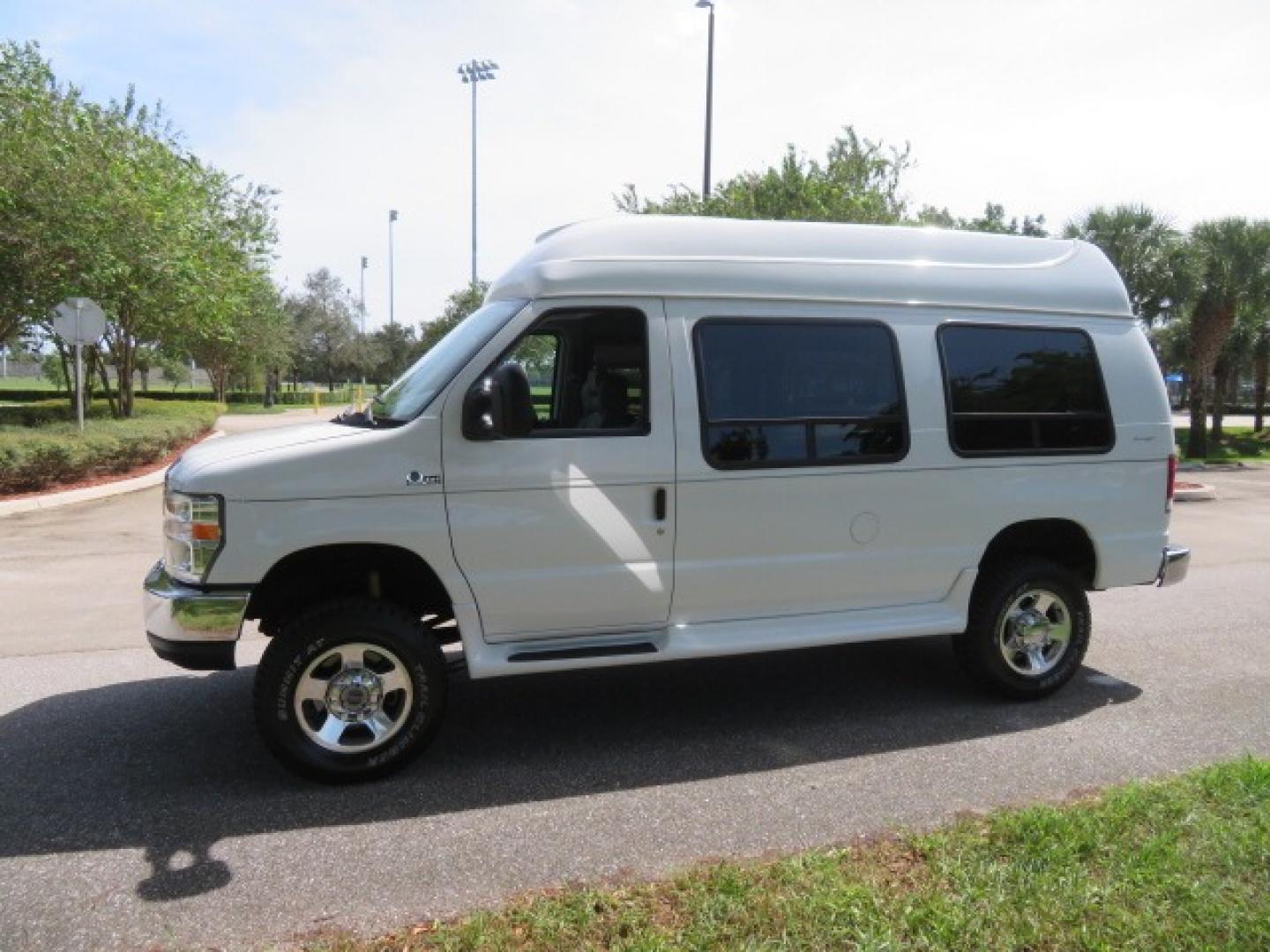 2010 White Ford E-Series Van E-350 Super Duty (1FTSE3ESXAD) with an 6.8L V10 SOHC 20V engine, located at 4301 Oak Circle #19, Boca Raton, FL, 33431, (954) 561-2499, 26.388861, -80.084038 - You are looking at a Beautiful and Extremely Rare 2010 Ford Econoline E350 Super Duty High Top Quigley 4x4 Handicap Wheelchair Conversion Van. This is a very nice Rust Free and Smoke Free Conversion Van with a Clean Carfax and Clean Title. No Stories and No Issues. This van is fully loaded with all - Photo#30