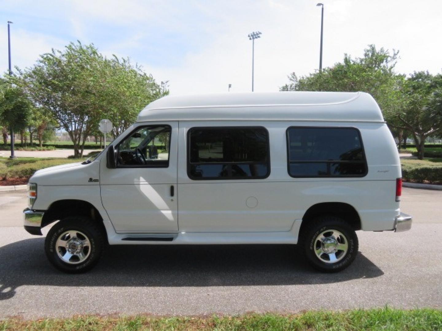 2010 White Ford E-Series Van E-350 Super Duty (1FTSE3ESXAD) with an 6.8L V10 SOHC 20V engine, located at 4301 Oak Circle #19, Boca Raton, FL, 33431, (954) 561-2499, 26.388861, -80.084038 - You are looking at a Beautiful and Extremely Rare 2010 Ford Econoline E350 Super Duty High Top Quigley 4x4 Handicap Wheelchair Conversion Van. This is a very nice Rust Free and Smoke Free Conversion Van with a Clean Carfax and Clean Title. No Stories and No Issues. This van is fully loaded with all - Photo#31