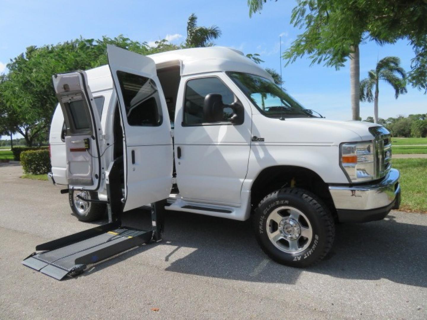 2010 White Ford E-Series Van E-350 Super Duty (1FTSE3ESXAD) with an 6.8L V10 SOHC 20V engine, located at 4301 Oak Circle #19, Boca Raton, FL, 33431, (954) 561-2499, 26.388861, -80.084038 - You are looking at a Beautiful and Extremely Rare 2010 Ford Econoline E350 Super Duty High Top Quigley 4x4 Handicap Wheelchair Conversion Van. This is a very nice Rust Free and Smoke Free Conversion Van with a Clean Carfax and Clean Title. No Stories and No Issues. This van is fully loaded with all - Photo#58