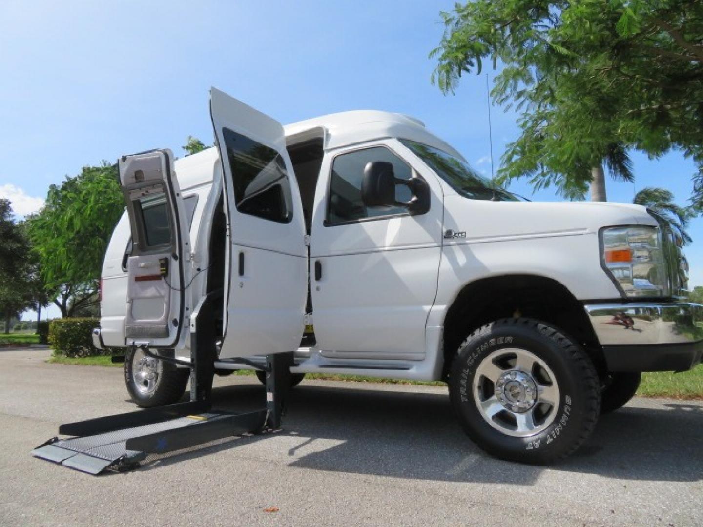 2010 White Ford E-Series Van E-350 Super Duty (1FTSE3ESXAD) with an 6.8L V10 SOHC 20V engine, located at 4301 Oak Circle #19, Boca Raton, FL, 33431, (954) 561-2499, 26.388861, -80.084038 - You are looking at a Beautiful and Extremely Rare 2010 Ford Econoline E350 Super Duty High Top Quigley 4x4 Handicap Wheelchair Conversion Van. This is a very nice Rust Free and Smoke Free Conversion Van with a Clean Carfax and Clean Title. No Stories and No Issues. This van is fully loaded with all - Photo#59