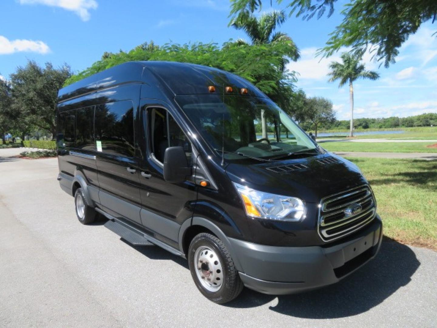 2017 Ford Transit 350 Wagon HD High Roof XLT Sliding Pass. 148 WB EL (1FBVU4XG3HK) with an 3.5L V6 DOHC 24V engine, 6A transmission, located at 4301 Oak Circle #19, Boca Raton, FL, 33431, (954) 561-2499, 26.388861, -80.084038 - Photo#21