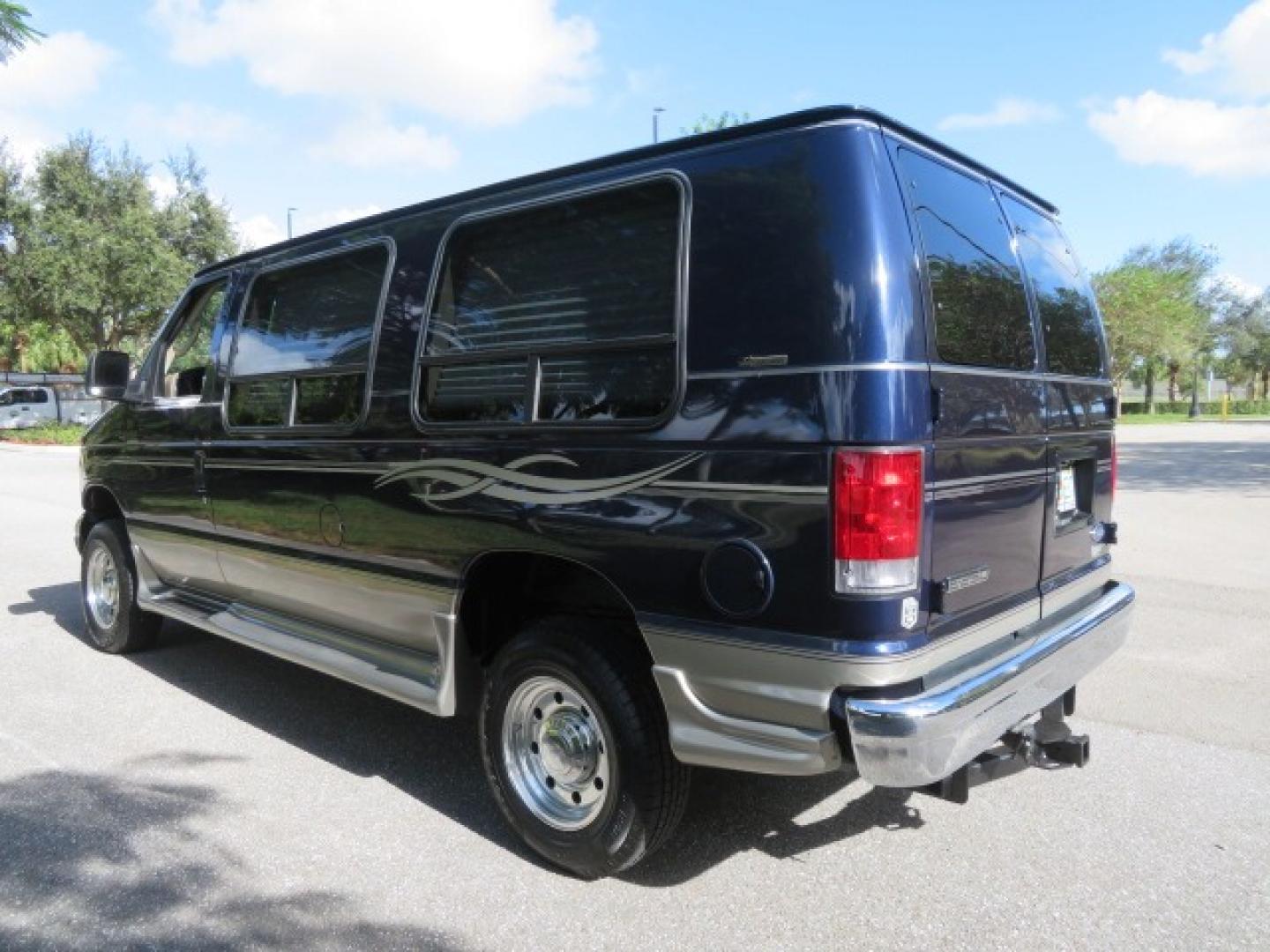 2006 Dark Blue Ford E-Series Van E-250 (1FDNE24L06D) with an 5.4L V8 SOHC 16V engine, 4-Speed Automatic transmission, located at 4301 Oak Circle #19, Boca Raton, FL, 33431, (954) 561-2499, 26.388861, -80.084038 - Photo#14