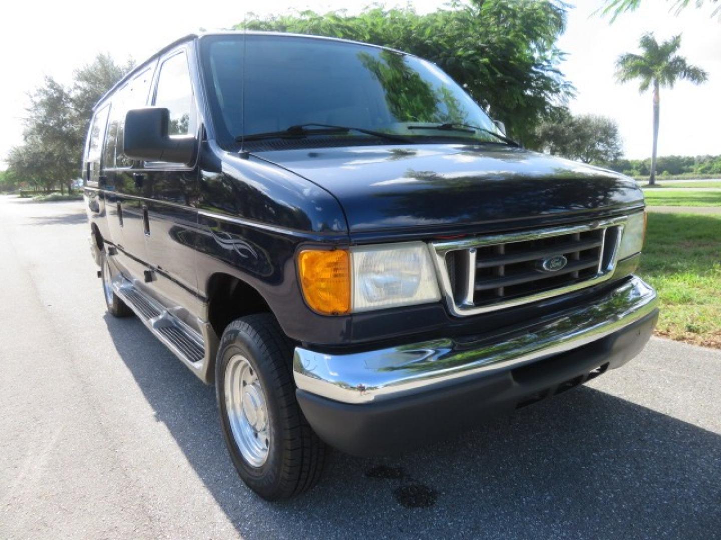 2006 Dark Blue Ford E-Series Van E-250 (1FDNE24L06D) with an 5.4L V8 SOHC 16V engine, 4-Speed Automatic transmission, located at 4301 Oak Circle #19, Boca Raton, FL, 33431, (954) 561-2499, 26.388861, -80.084038 - Photo#8