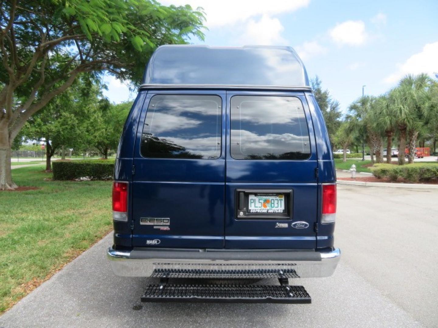 2013 Dark Blue /Gray Ford E-Series Van E-250 Extended (1FTNS2EW4DD) with an 4.6L V8 SOHC 16V engine, 4-Speed Automatic transmission, located at 4301 Oak Circle #19, Boca Raton, FL, 33431, (954) 561-2499, 26.388861, -80.084038 - You are looking at a Beautiful 2013 Ford Econoline E250 Extended handicap wheelchair conversion van with 37K Original Miles, Braun Century 2 800LB Commercial Side Entry Wheelchair Lift, Raised Side Entry, Hard Rubber Floor in the rear, Rear Jump Seats, Rear Folding Seat, Q Straint Tie Down System th - Photo#11