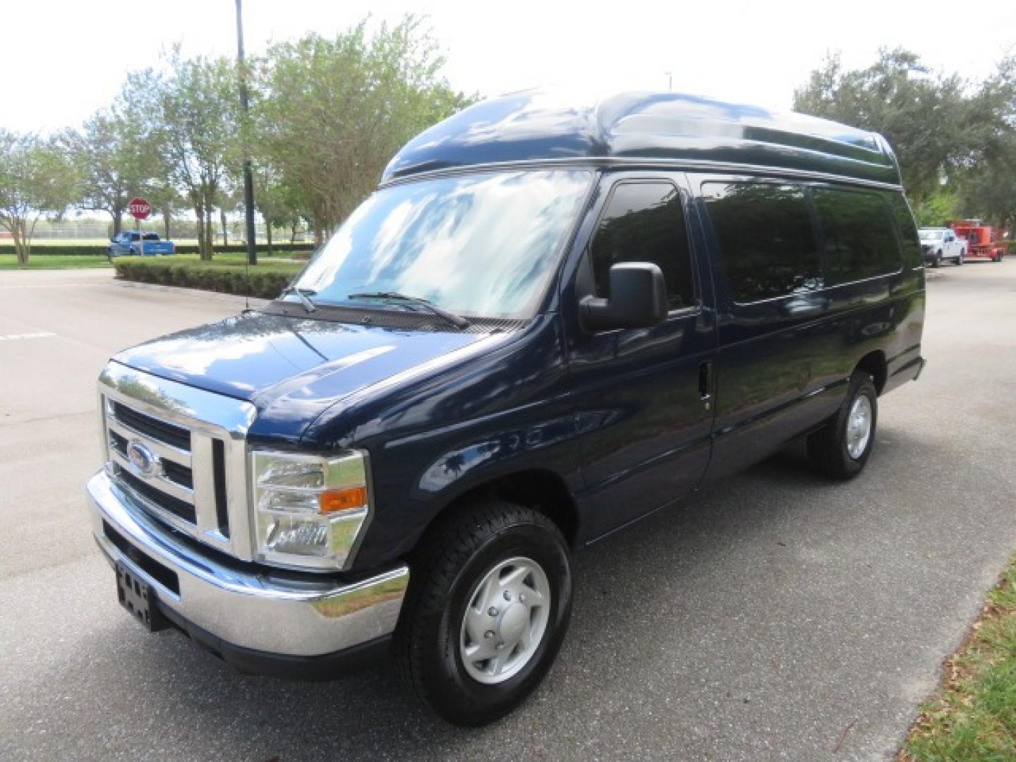 2013 Dark Blue /Gray Ford E-Series Van E-250 Extended (1FTNS2EW4DD) with an 4.6L V8 SOHC 16V engine, 4-Speed Automatic transmission, located at 4301 Oak Circle #19, Boca Raton, FL, 33431, (954) 561-2499, 26.388861, -80.084038 - You are looking at a Beautiful 2013 Ford Econoline E250 Extended handicap wheelchair conversion van with 37K Original Miles, Braun Century 2 800LB Commercial Side Entry Wheelchair Lift, Raised Side Entry, Hard Rubber Floor in the rear, Rear Jump Seats, Rear Folding Seat, Q Straint Tie Down System th - Photo#17