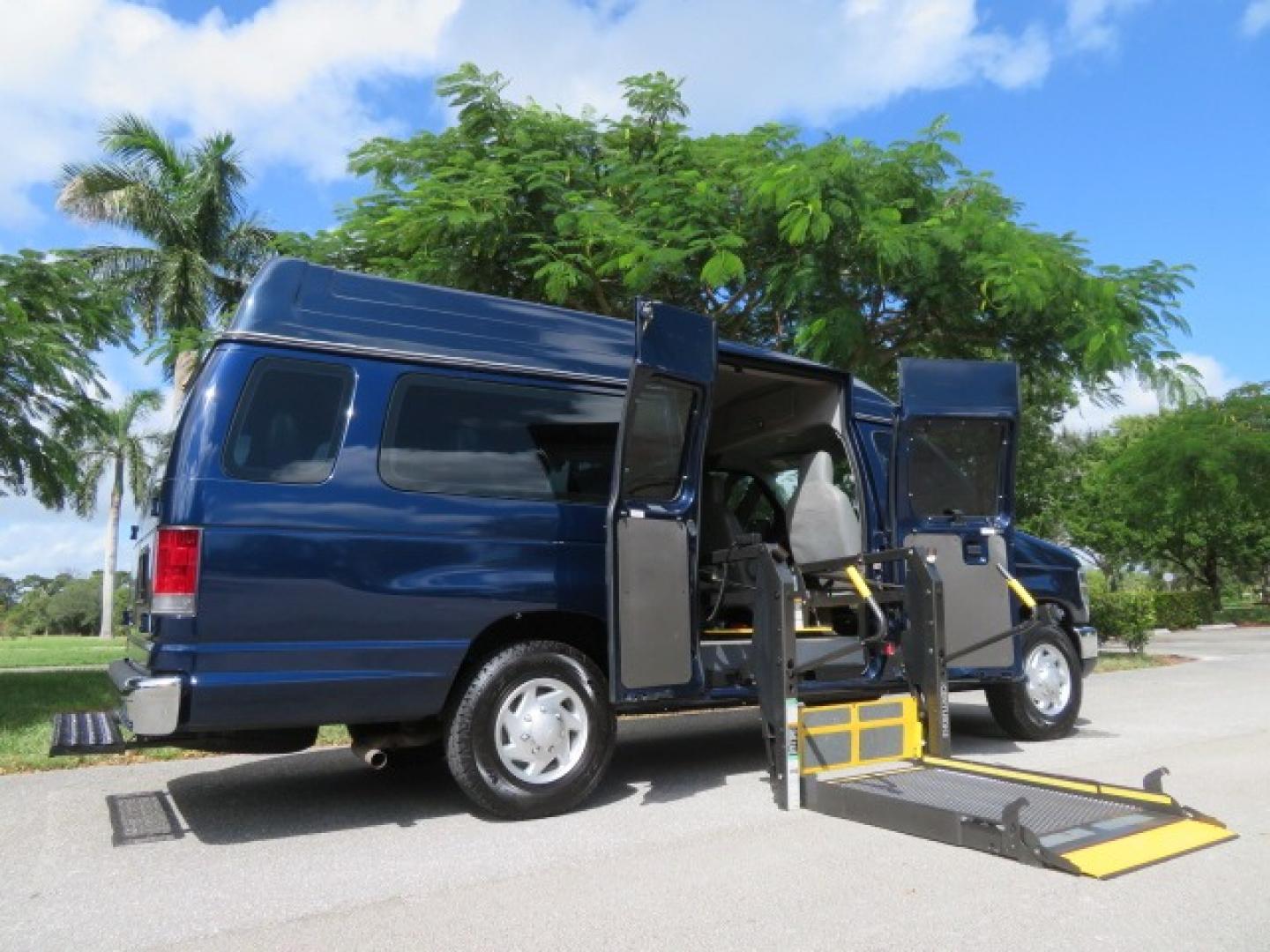 2013 Dark Blue /Gray Ford E-Series Van E-250 Extended (1FTNS2EW4DD) with an 4.6L V8 SOHC 16V engine, 4-Speed Automatic transmission, located at 4301 Oak Circle #19, Boca Raton, FL, 33431, (954) 561-2499, 26.388861, -80.084038 - You are looking at a Beautiful 2013 Ford Econoline E250 Extended handicap wheelchair conversion van with 37K Original Miles, Braun Century 2 800LB Commercial Side Entry Wheelchair Lift, Raised Side Entry, Hard Rubber Floor in the rear, Rear Jump Seats, Rear Folding Seat, Q Straint Tie Down System th - Photo#43