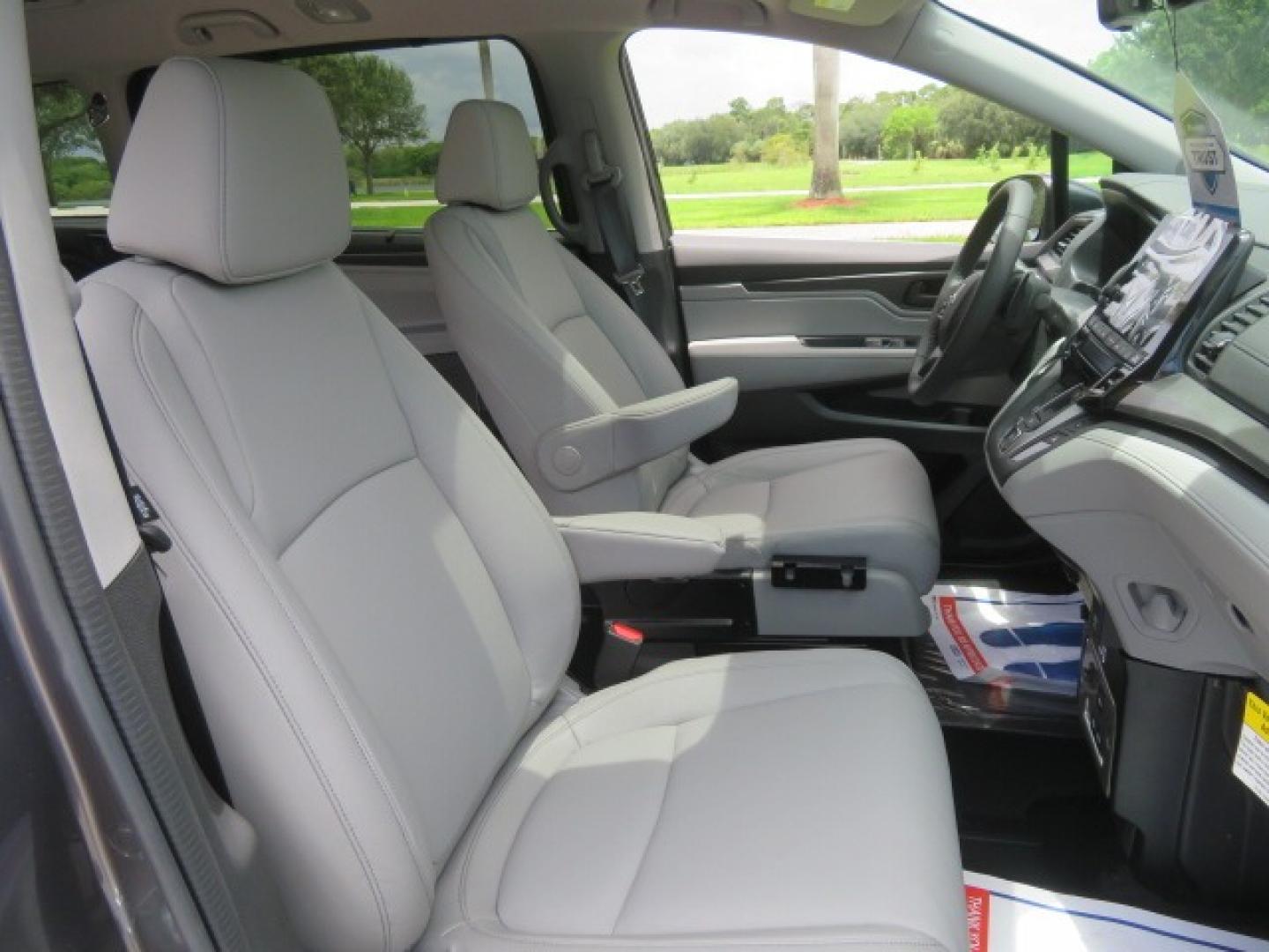 2024 /Gray Honda Odyssey (5FNRL6H60RB) , located at 4301 Oak Circle #19, Boca Raton, FL, 33431, (954) 561-2499, 26.388861, -80.084038 - You are looking at a Brand New New 2024 Honda Odyssey with BraunAbility Side-Entry In Floor XI Power Ramp. Brand New Sienna Braunability Conversion with the XI In Floor Power Ramp and power kneeling Function. Fully Loaded with Leather, Sunroof, Alloy Wheels, Q Straint Tie Down System, 1000lb Capacit - Photo#51