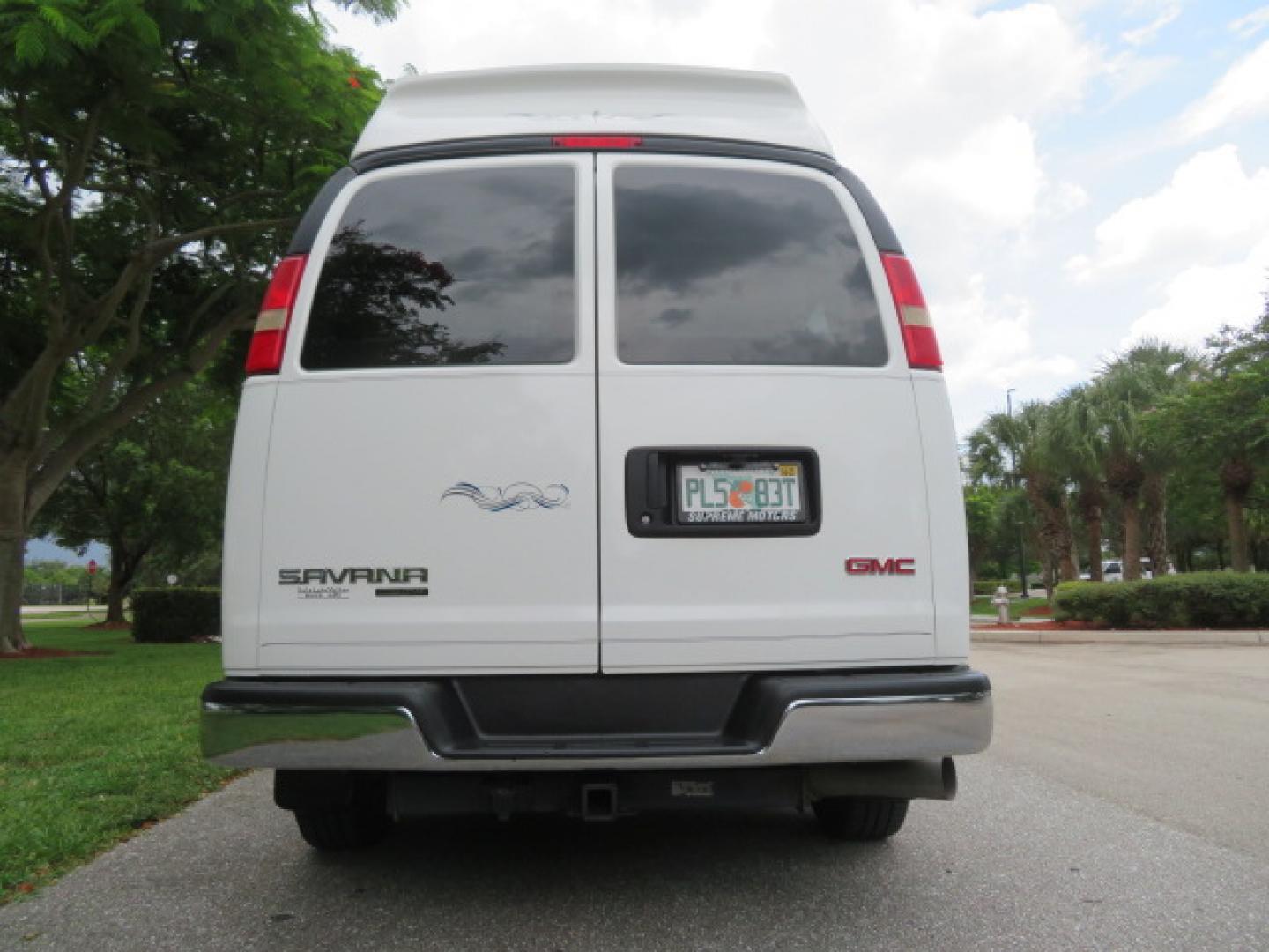 2012 /Gray Two Tone GMC Savana G3500 RWD Diesel Cargo (1GTZ7TCL5C1) with an 6.6L V8 OHV 16V TURBO DIESEL engine, 6-Speed Automatic transmission, located at 4301 Oak Circle #19, Boca Raton, FL, 33431, (954) 561-2499, 26.388861, -80.084038 - You are looking at Gorgeous Rare 1 Owner Rust Free 2012 GMC Savana 3500 Duramax 6.6L Diesel Handicap Wheelchair Conversion Van with 73K Original Miles, Power Side Entry Ricon 600Lb Wheelchair Lift, Leather, Heated Front Seats, Rear Power Folding Bench Seat Bed, Expanded Side Entry Doors, Michelin Ag - Photo#18