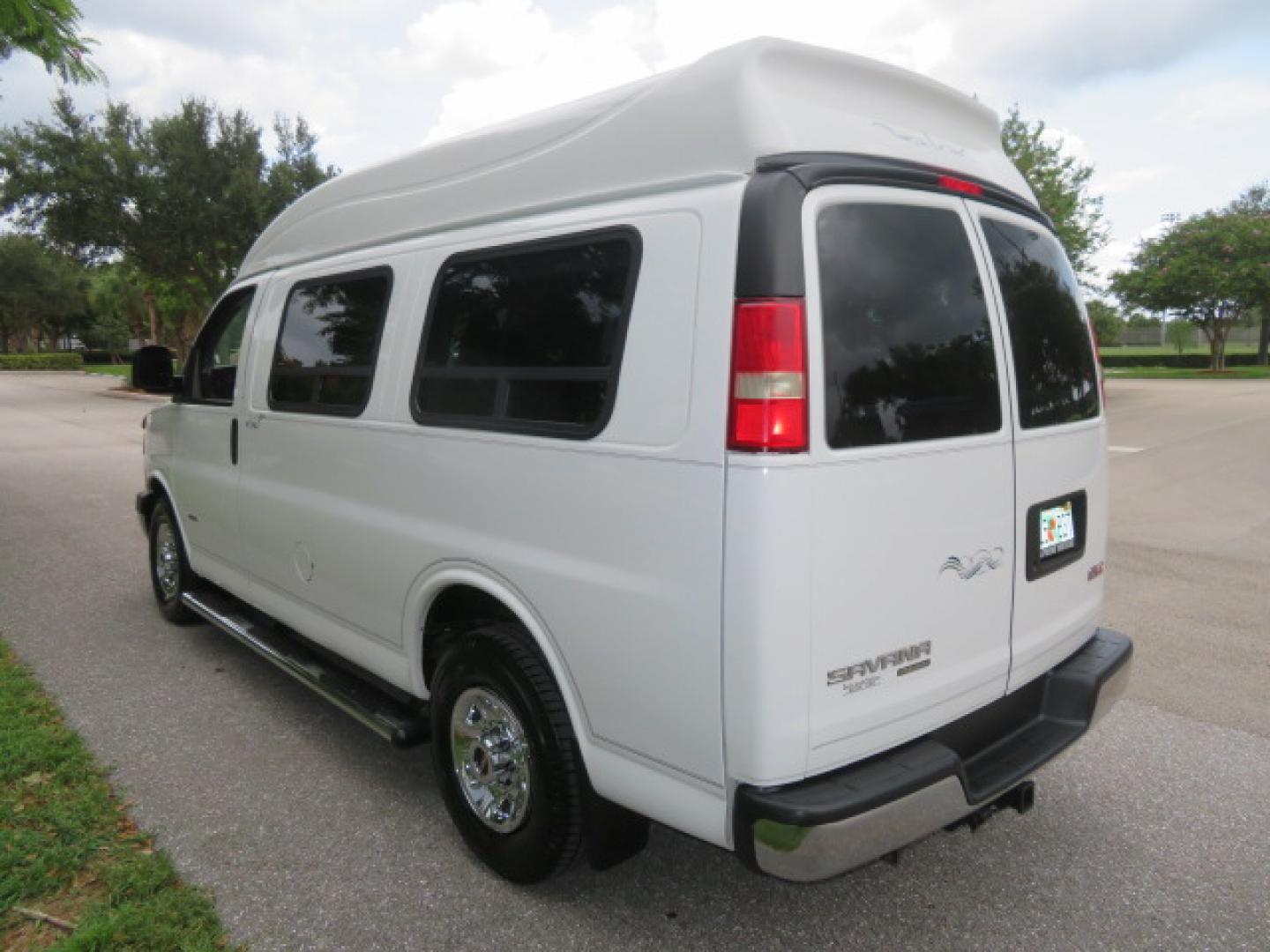 2012 /Gray Two Tone GMC Savana G3500 RWD Diesel Cargo (1GTZ7TCL5C1) with an 6.6L V8 OHV 16V TURBO DIESEL engine, 6-Speed Automatic transmission, located at 4301 Oak Circle #19, Boca Raton, FL, 33431, (954) 561-2499, 26.388861, -80.084038 - You are looking at Gorgeous Rare 1 Owner Rust Free 2012 GMC Savana 3500 Duramax 6.6L Diesel Handicap Wheelchair Conversion Van with 73K Original Miles, Power Side Entry Ricon 600Lb Wheelchair Lift, Leather, Heated Front Seats, Rear Power Folding Bench Seat Bed, Expanded Side Entry Doors, Michelin Ag - Photo#26