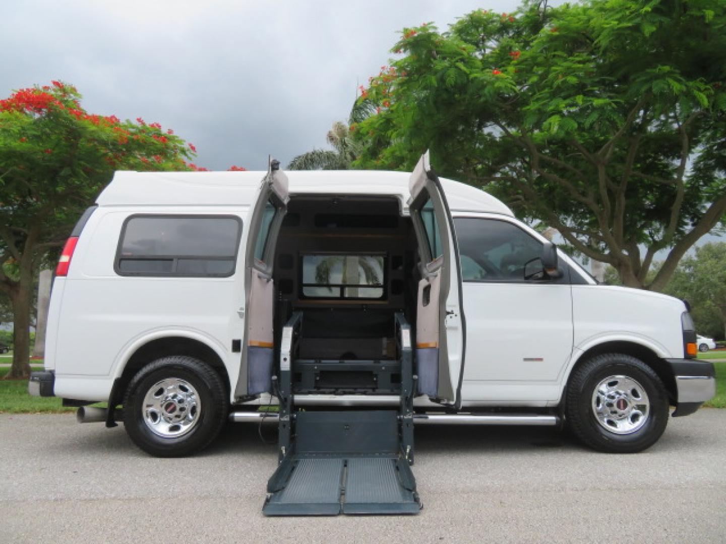 2012 /Gray Two Tone GMC Savana G3500 RWD Diesel Cargo (1GTZ7TCL5C1) with an 6.6L V8 OHV 16V TURBO DIESEL engine, 6-Speed Automatic transmission, located at 4301 Oak Circle #19, Boca Raton, FL, 33431, (954) 561-2499, 26.388861, -80.084038 - You are looking at Gorgeous Rare 1 Owner Rust Free 2012 GMC Savana 3500 Duramax 6.6L Diesel Handicap Wheelchair Conversion Van with 73K Original Miles, Power Side Entry Ricon 600Lb Wheelchair Lift, Leather, Heated Front Seats, Rear Power Folding Bench Seat Bed, Expanded Side Entry Doors, Michelin Ag - Photo#45